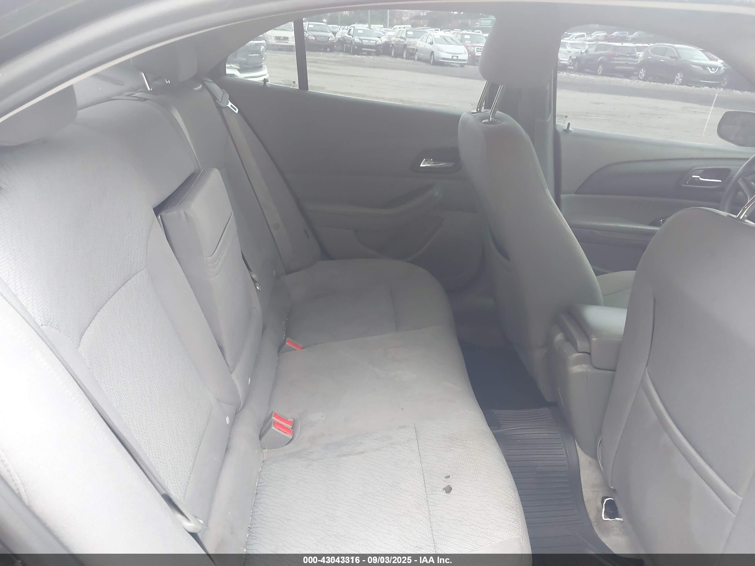 CHEVROLET MALIBU image 8