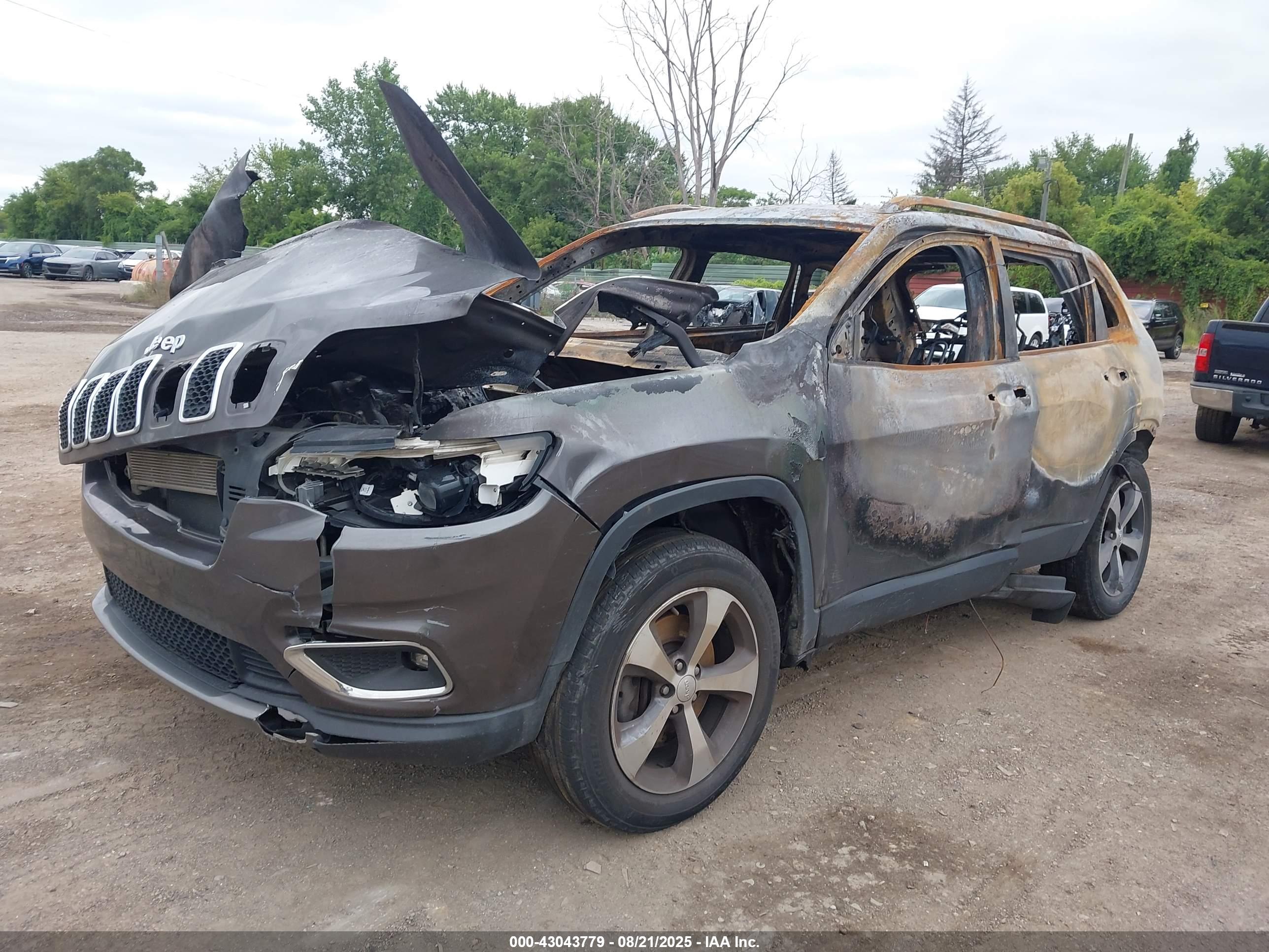 JEEP CHEROKEE image 2