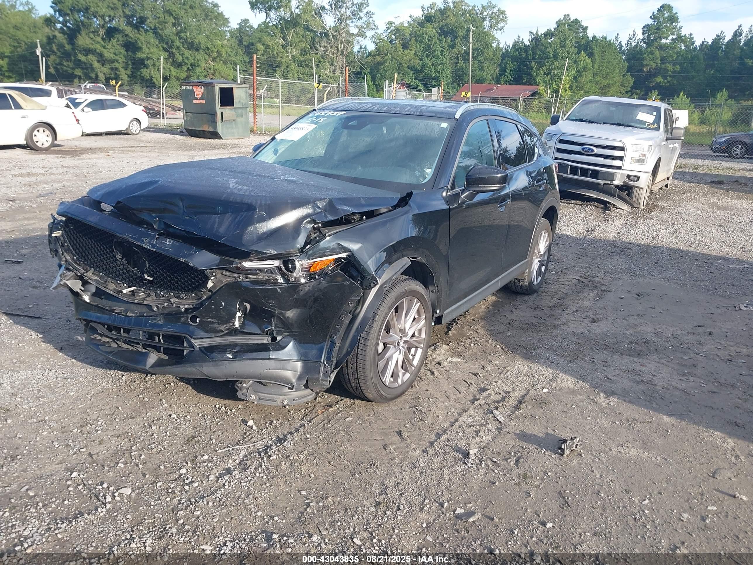 MAZDA CX-5 image 2