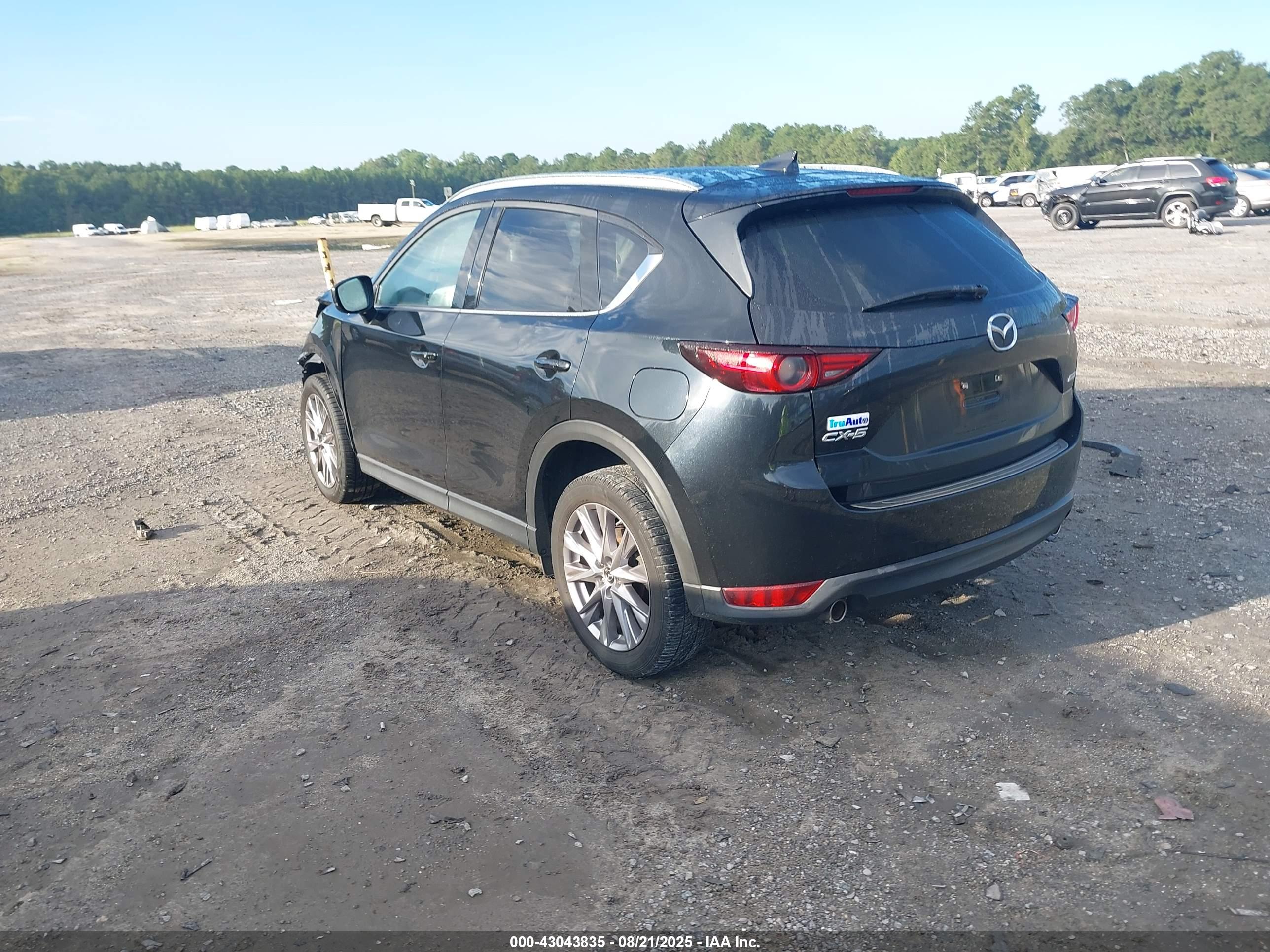 MAZDA CX-5 image 3