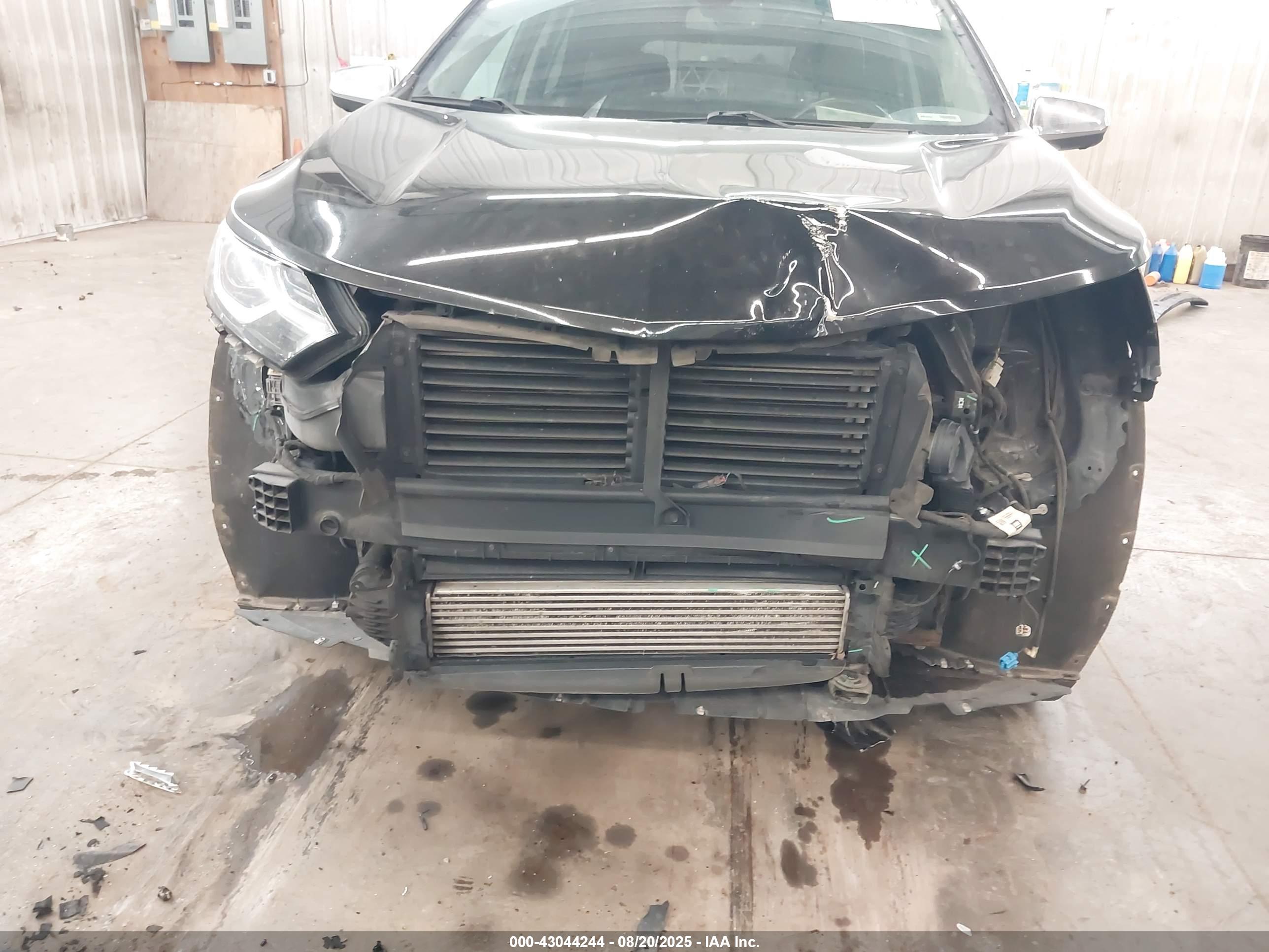 CHEVROLET EQUINOX image 6
