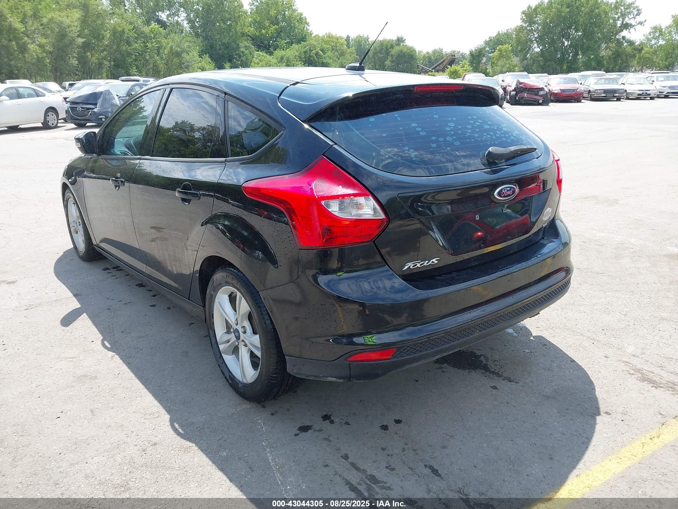 FORD FOCUS image 3