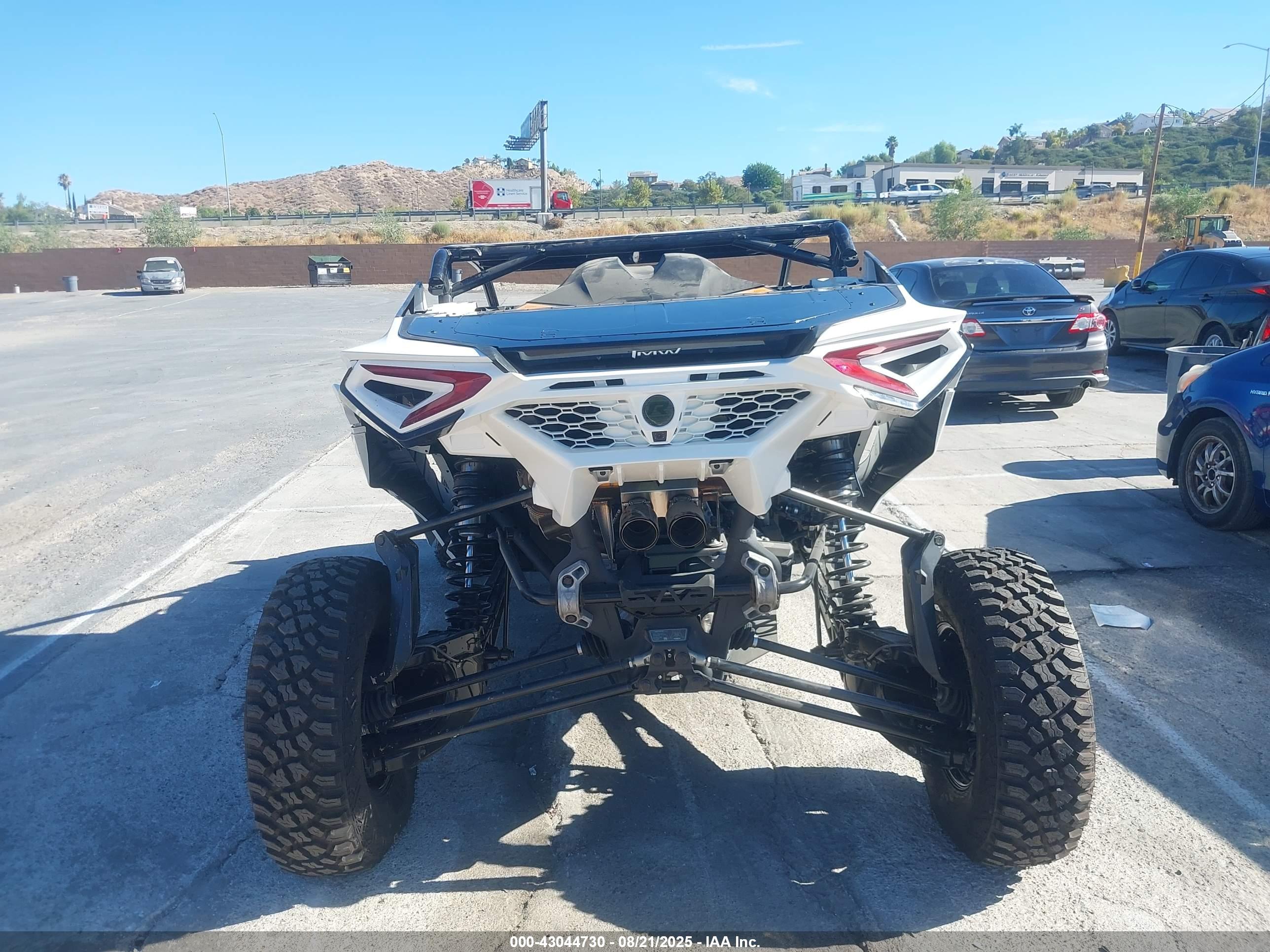 CAN-AM MAVERICK image 6