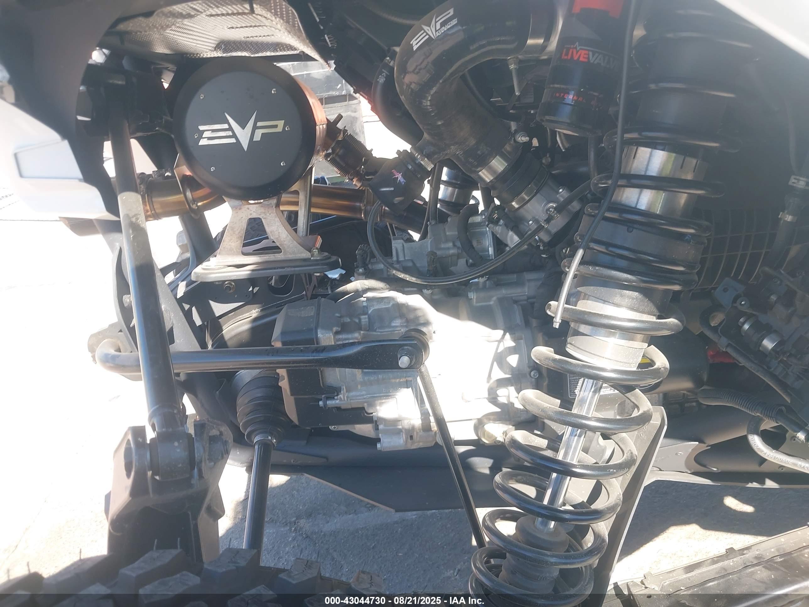 CAN-AM MAVERICK image 8
