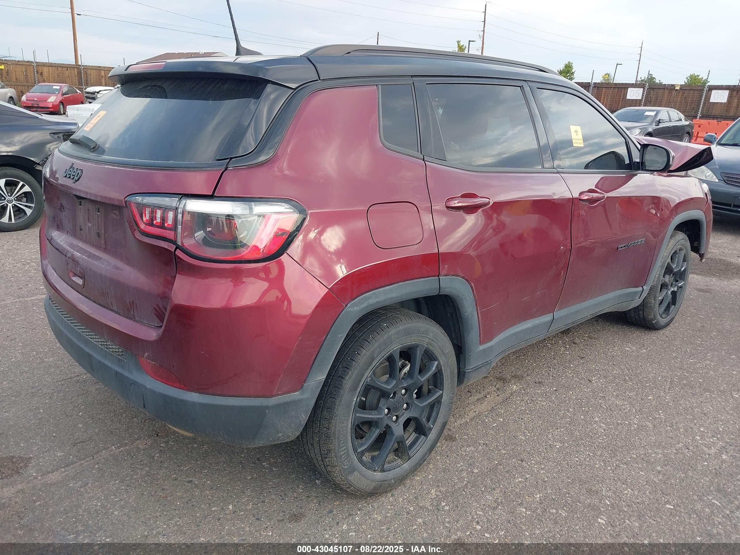 JEEP COMPASS image 4