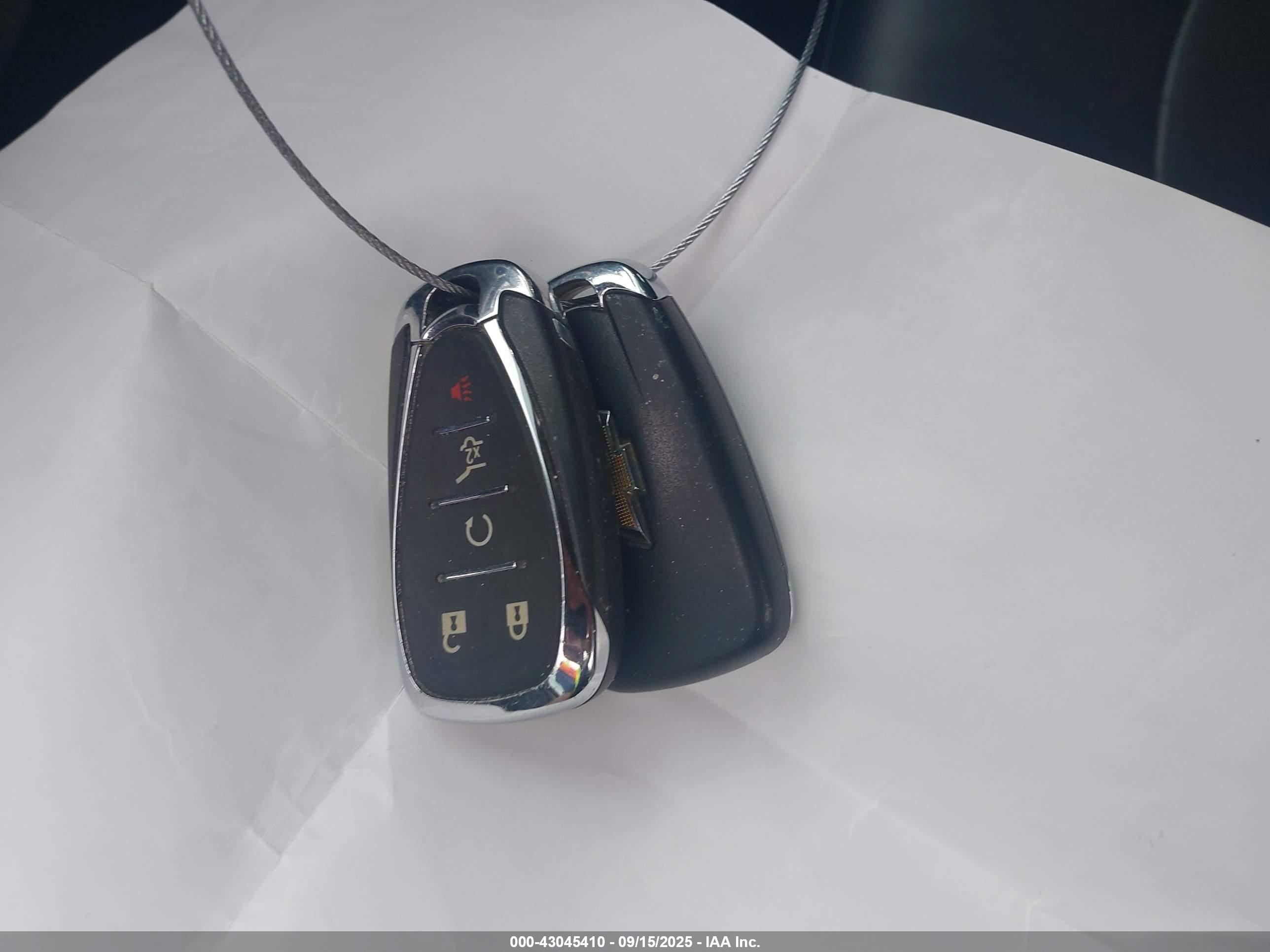 CHEVROLET EQUINOX image 11