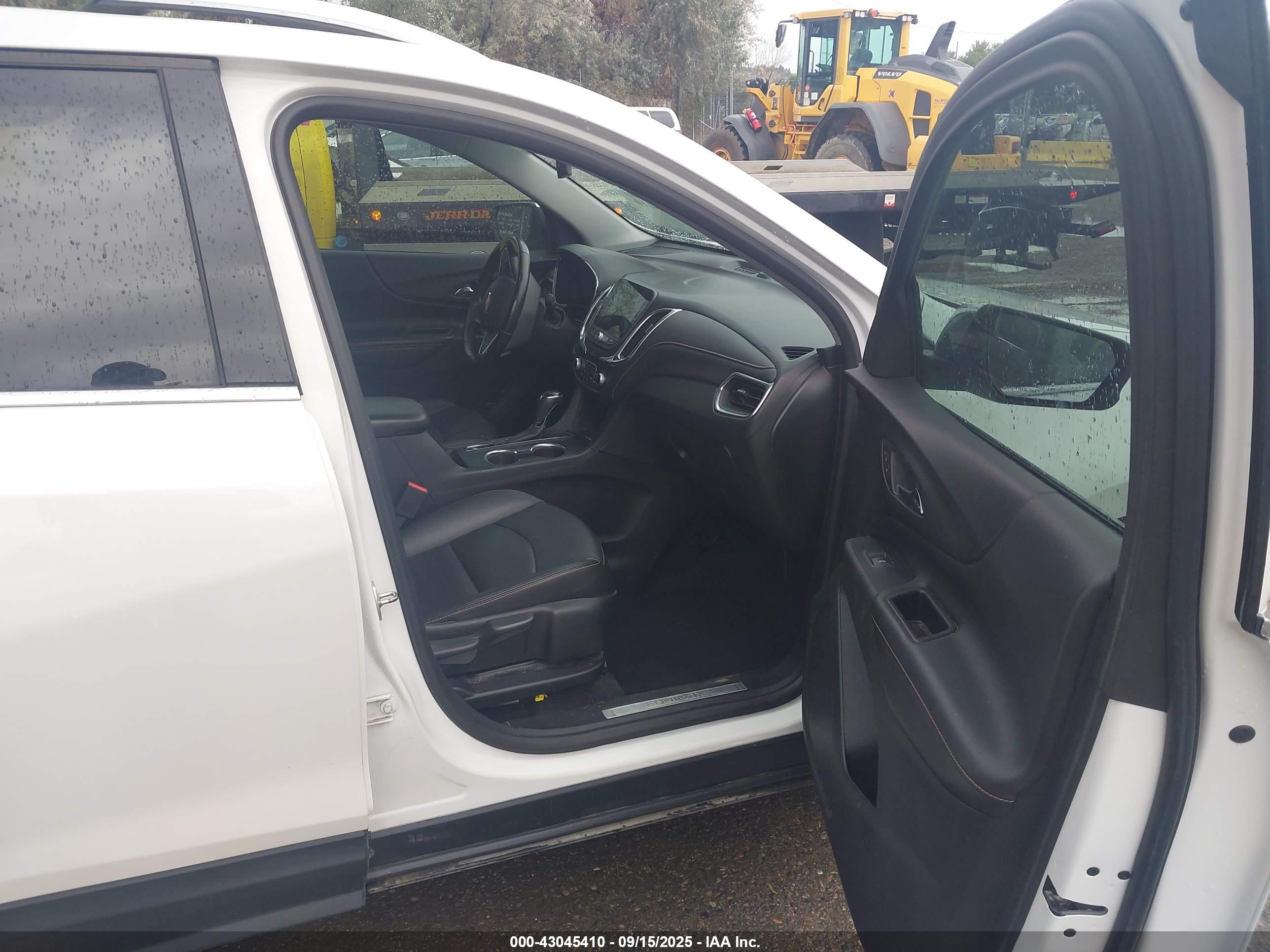 CHEVROLET EQUINOX image 5