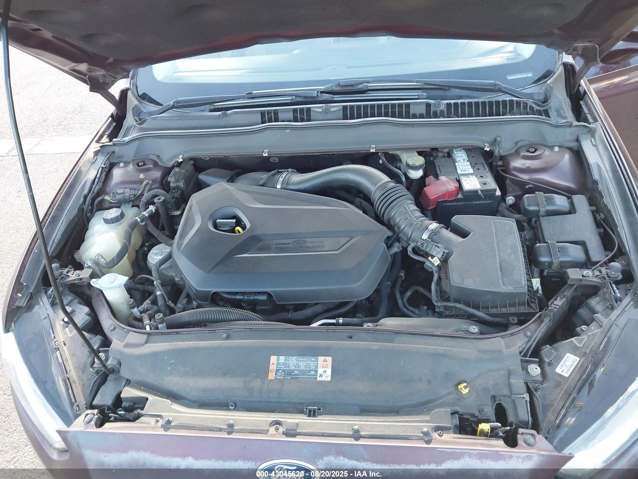 FORD FUSION image 10