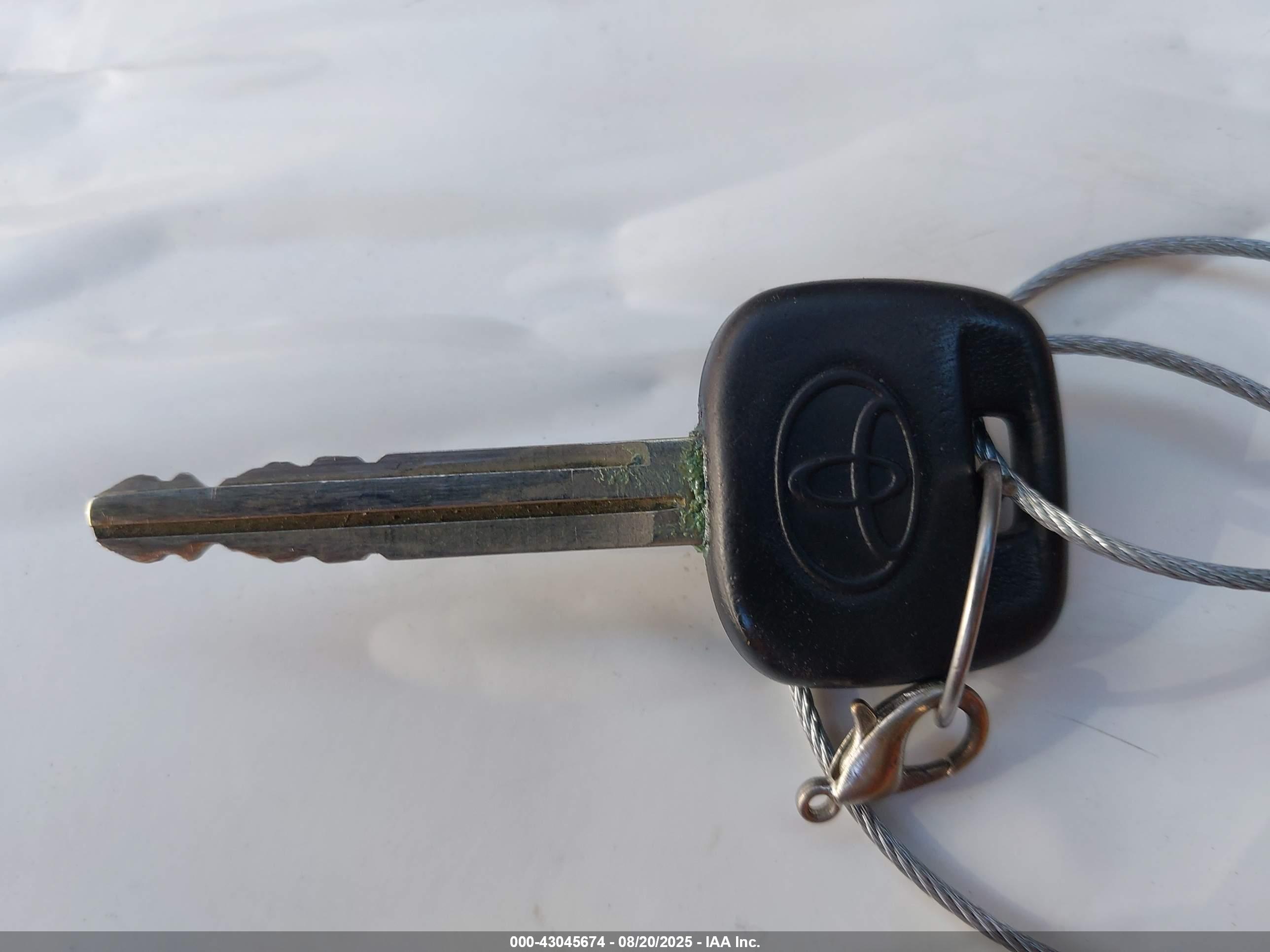 TOYOTA CAMRY image 11