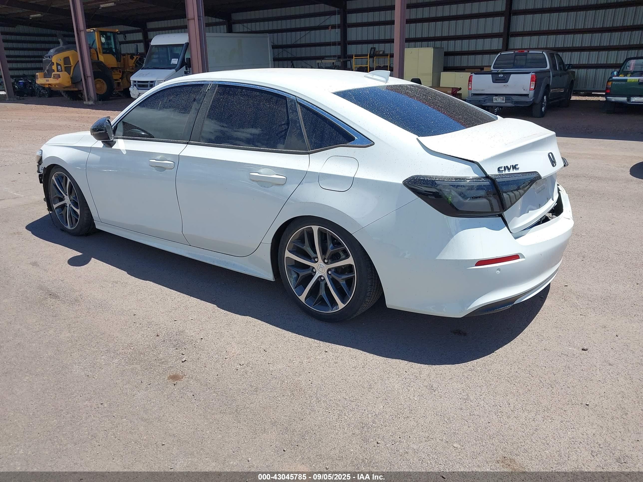 HONDA CIVIC image 3