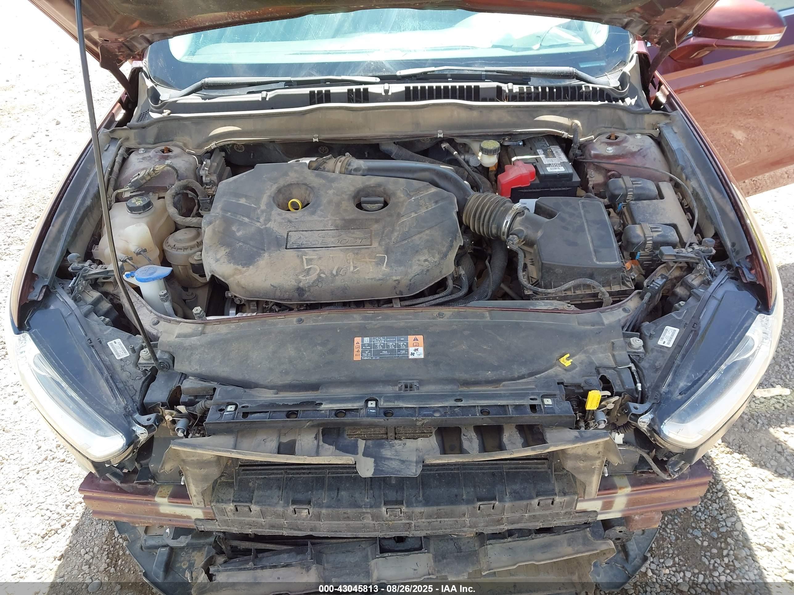 FORD FUSION image 10
