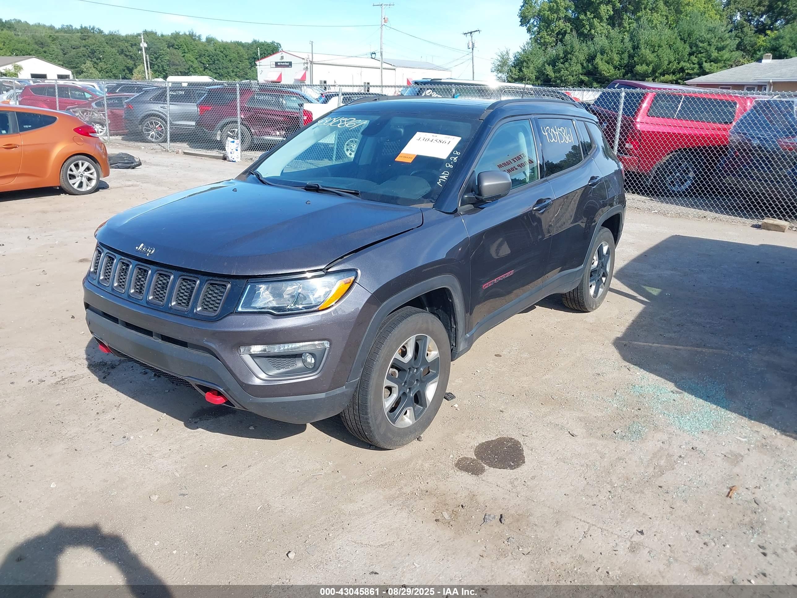 JEEP COMPASS image 2