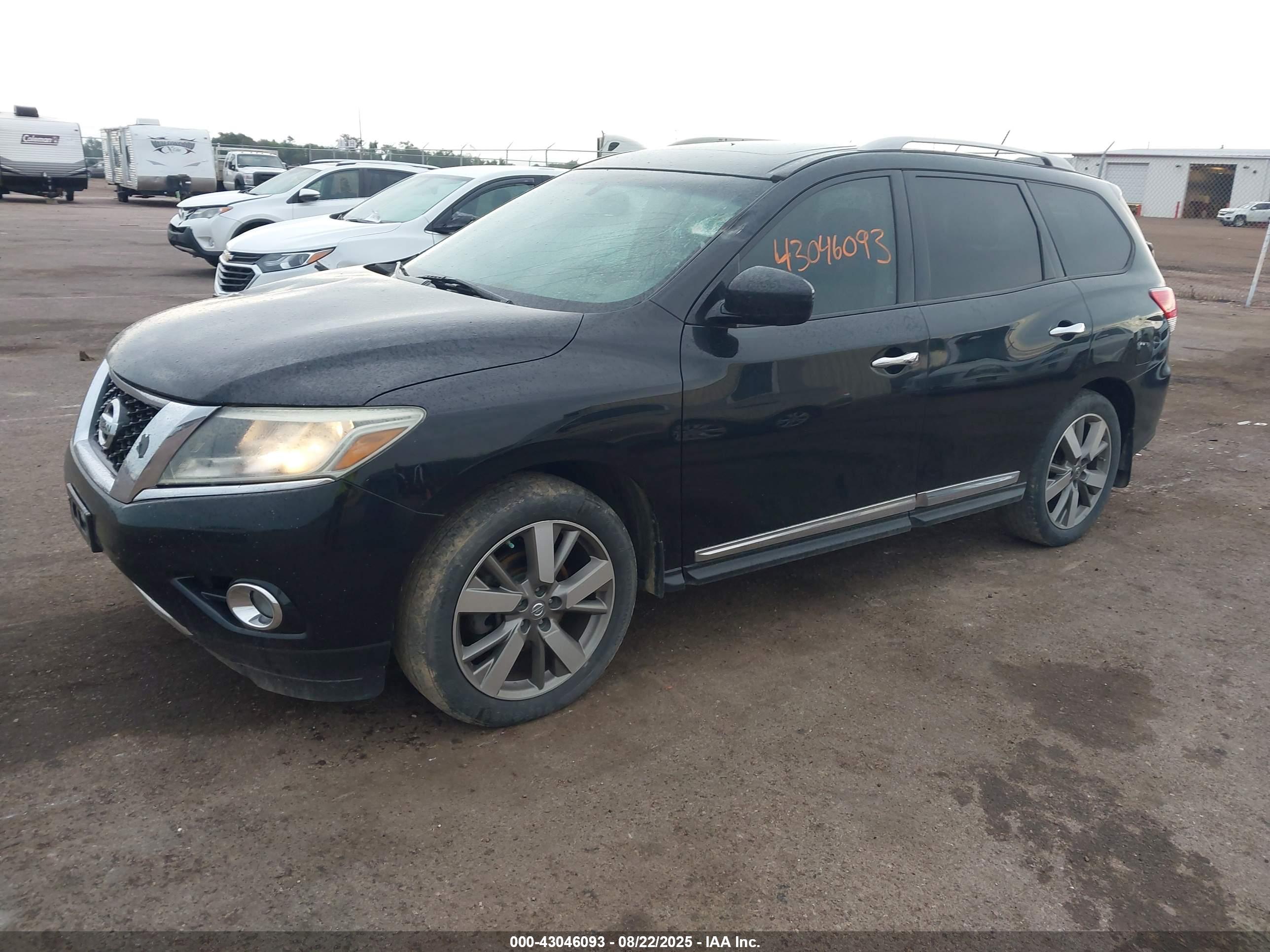 NISSAN PATHFINDER image 2