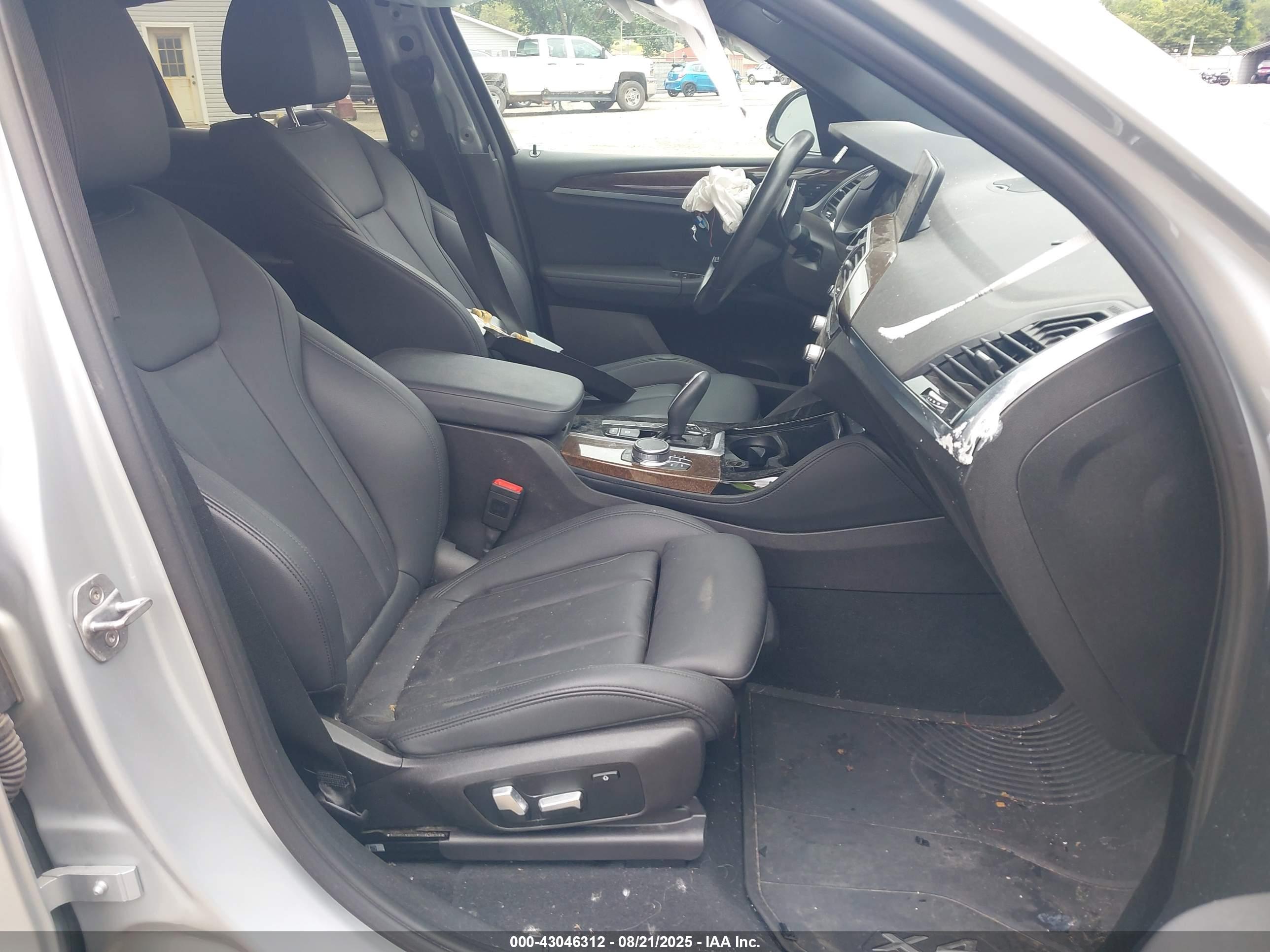 BMW X4 image 5