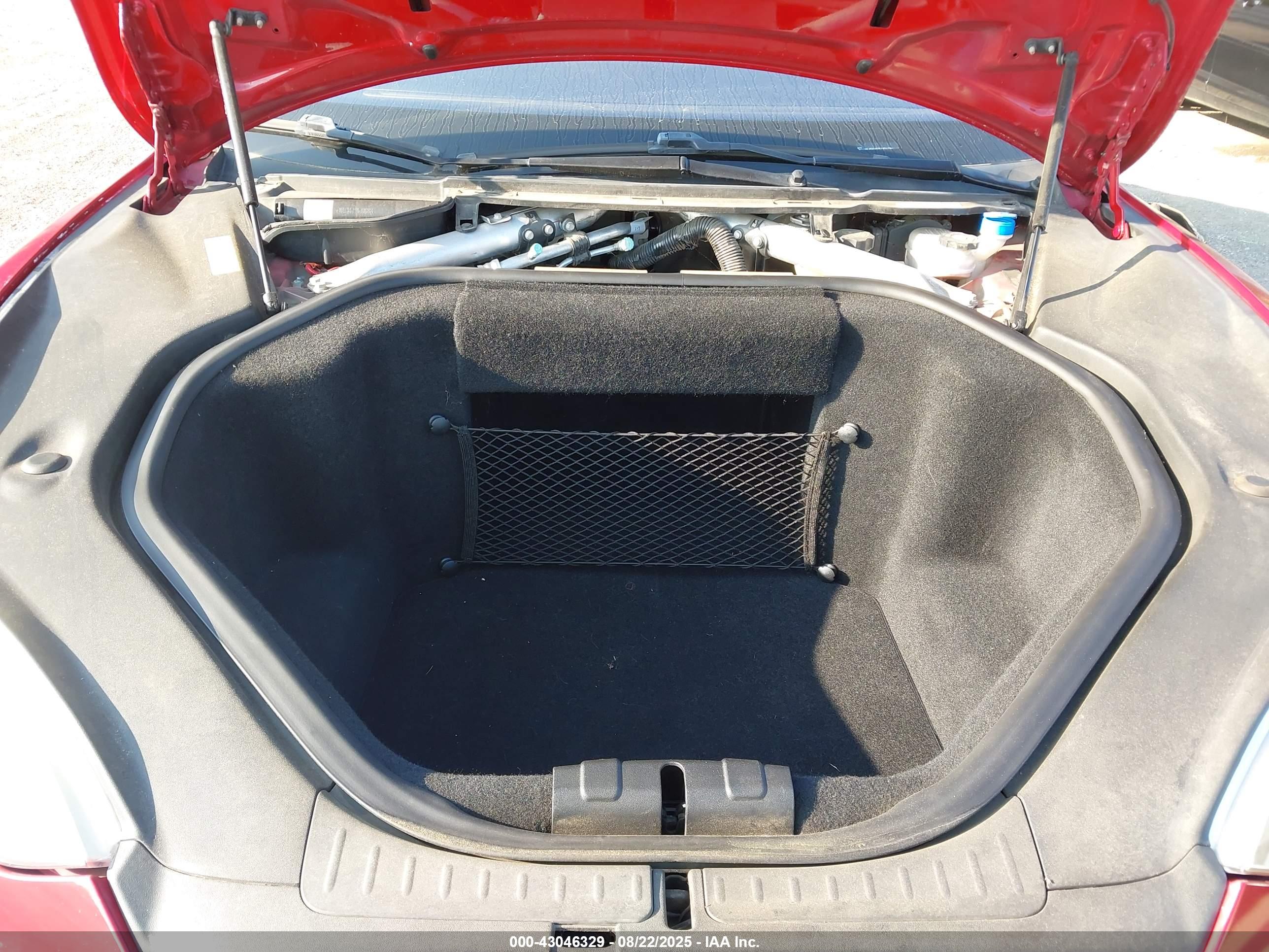 TESLA MODEL image 10