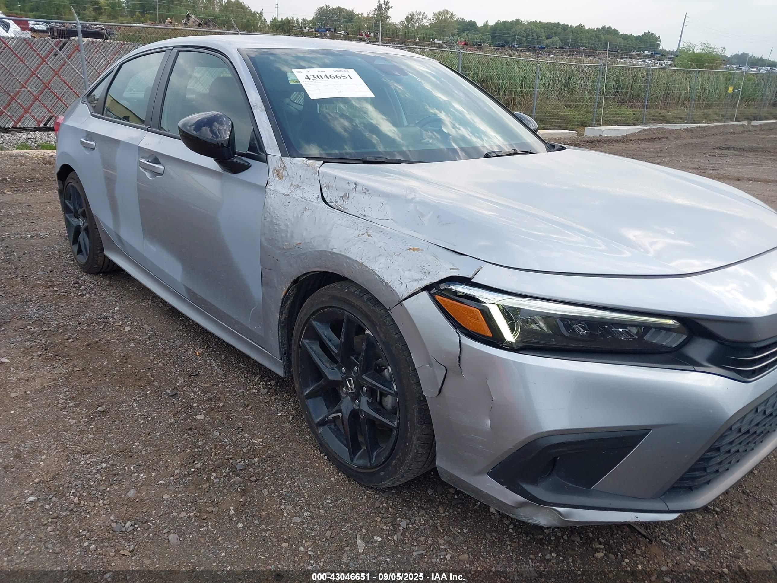 HONDA CIVIC image 6