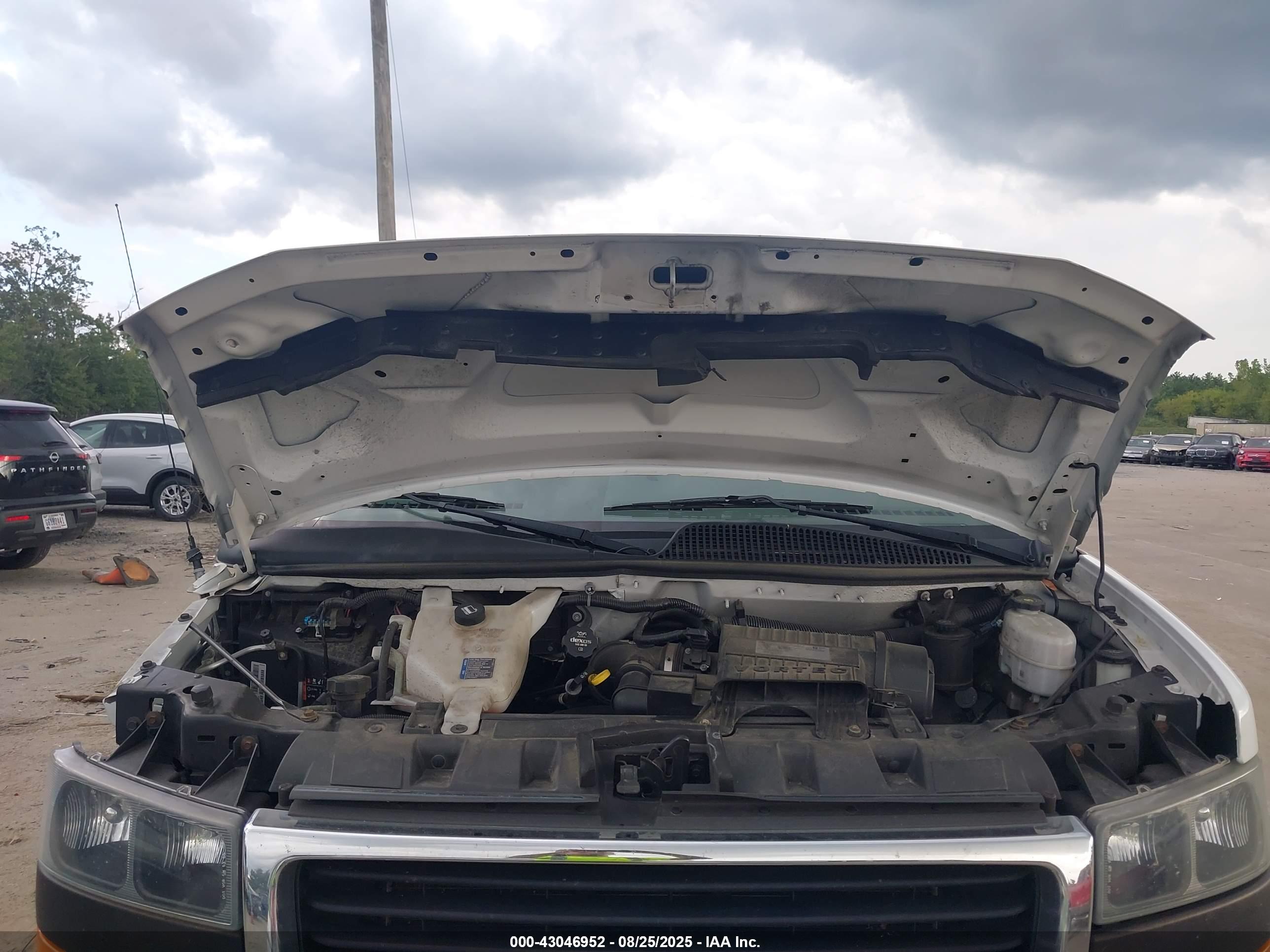 GMC SAVANA image 10