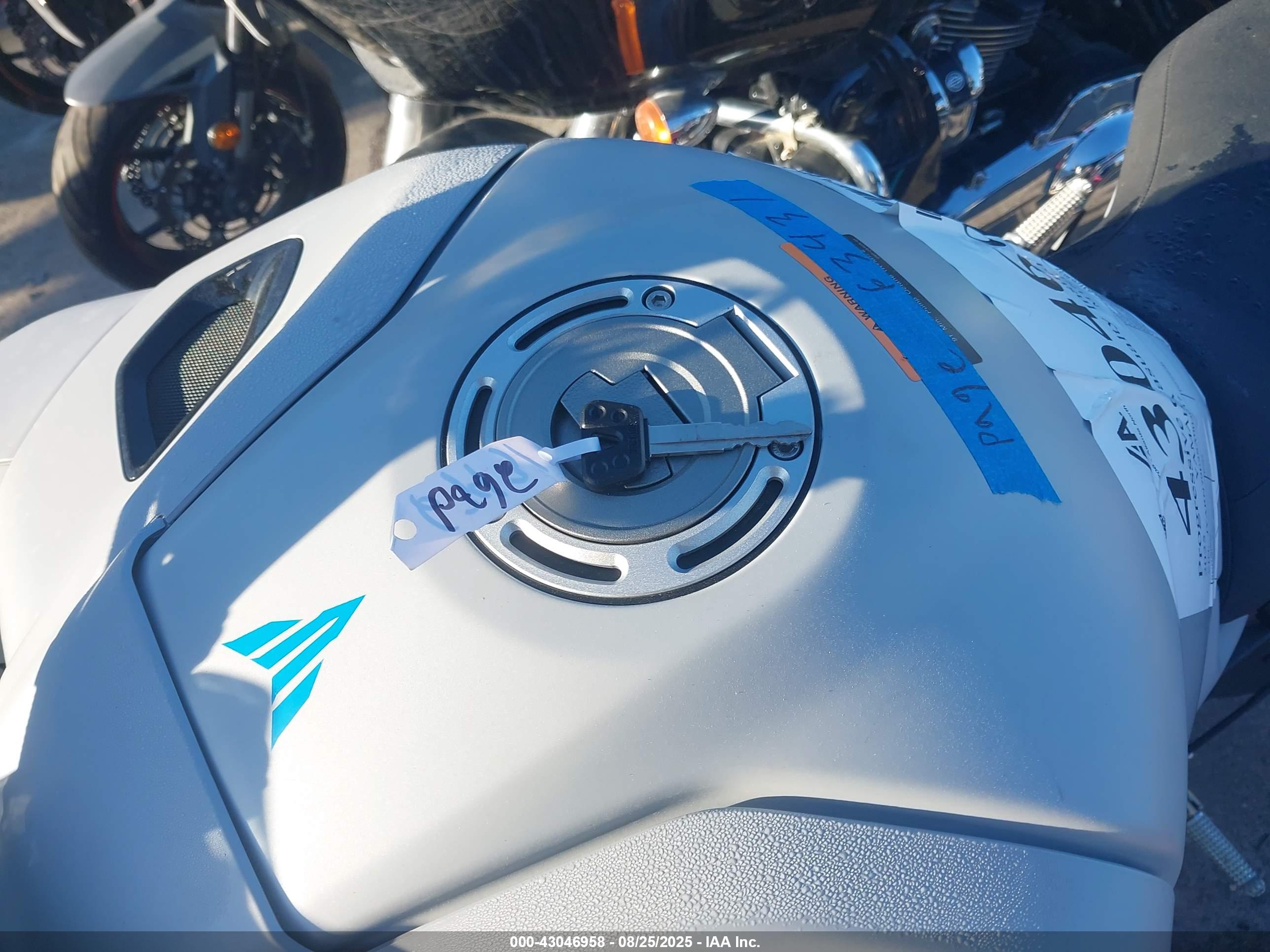 YAMAHA MTN1000 image 11
