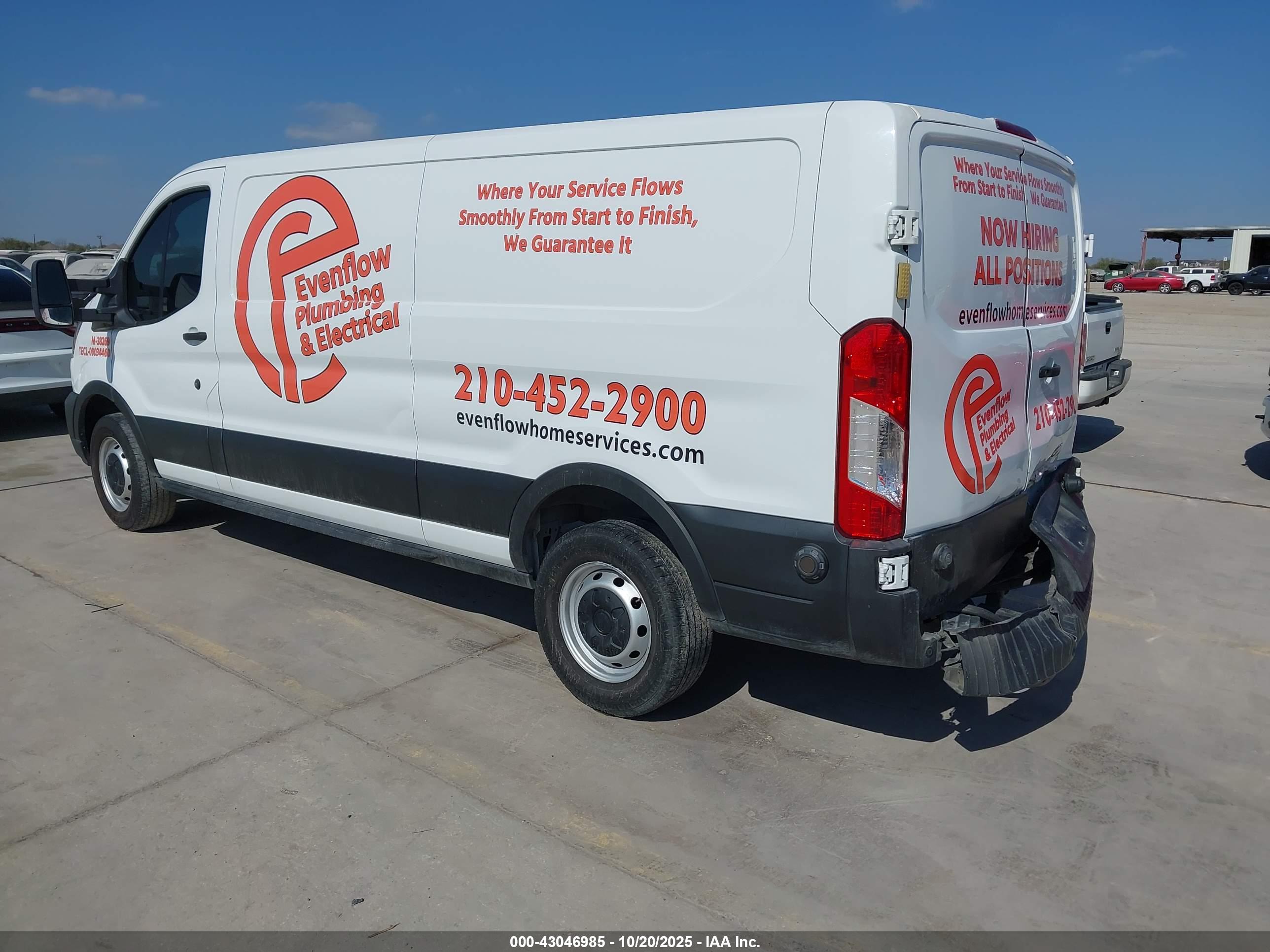 FORD TRANSIT-150 image 3