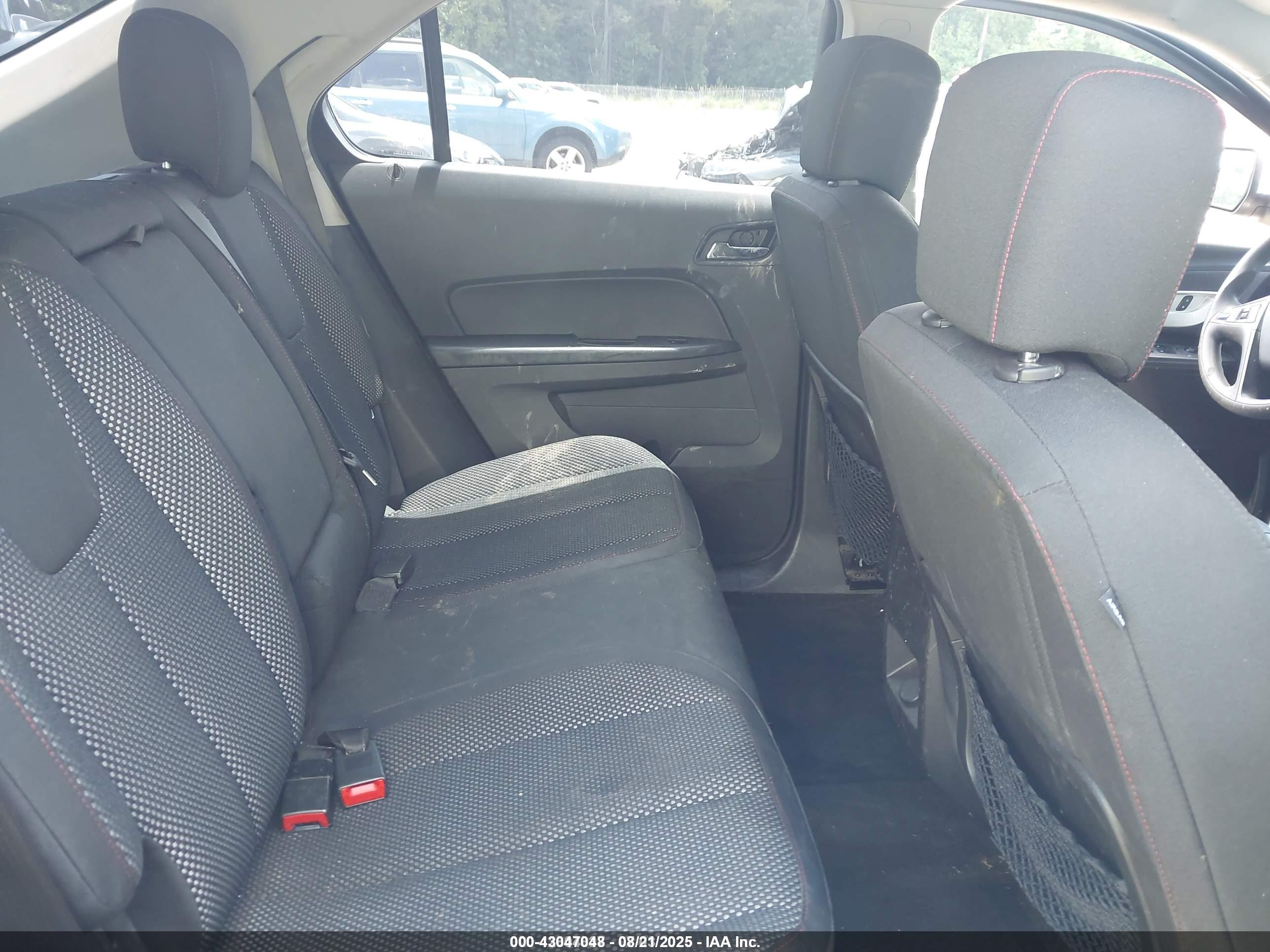CHEVROLET EQUINOX image 8