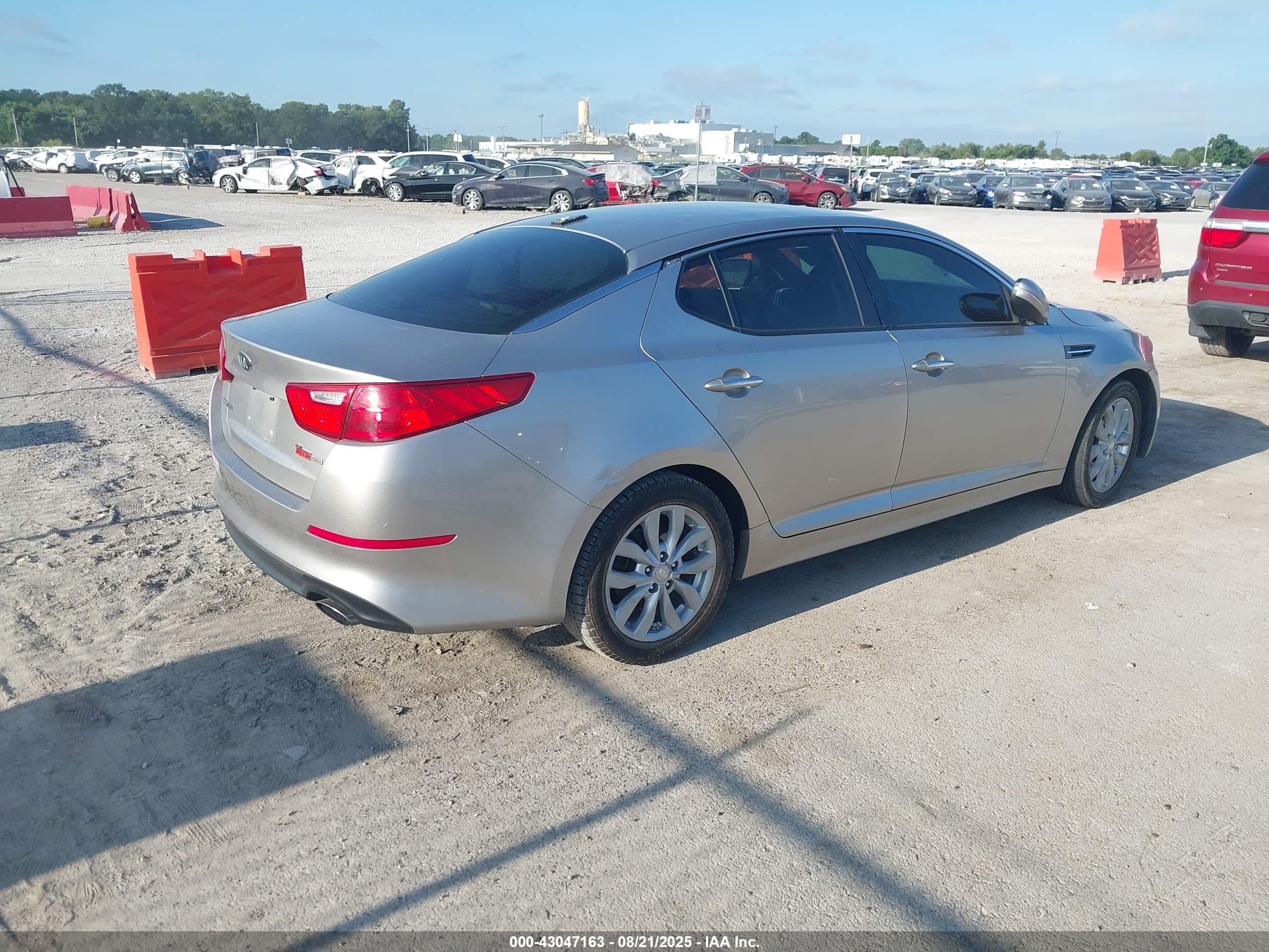 KIA OPTIMA image 4
