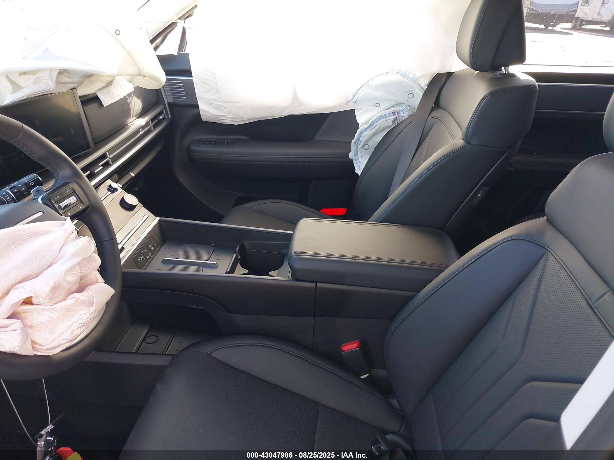 HYUNDAI SANTA image 5
