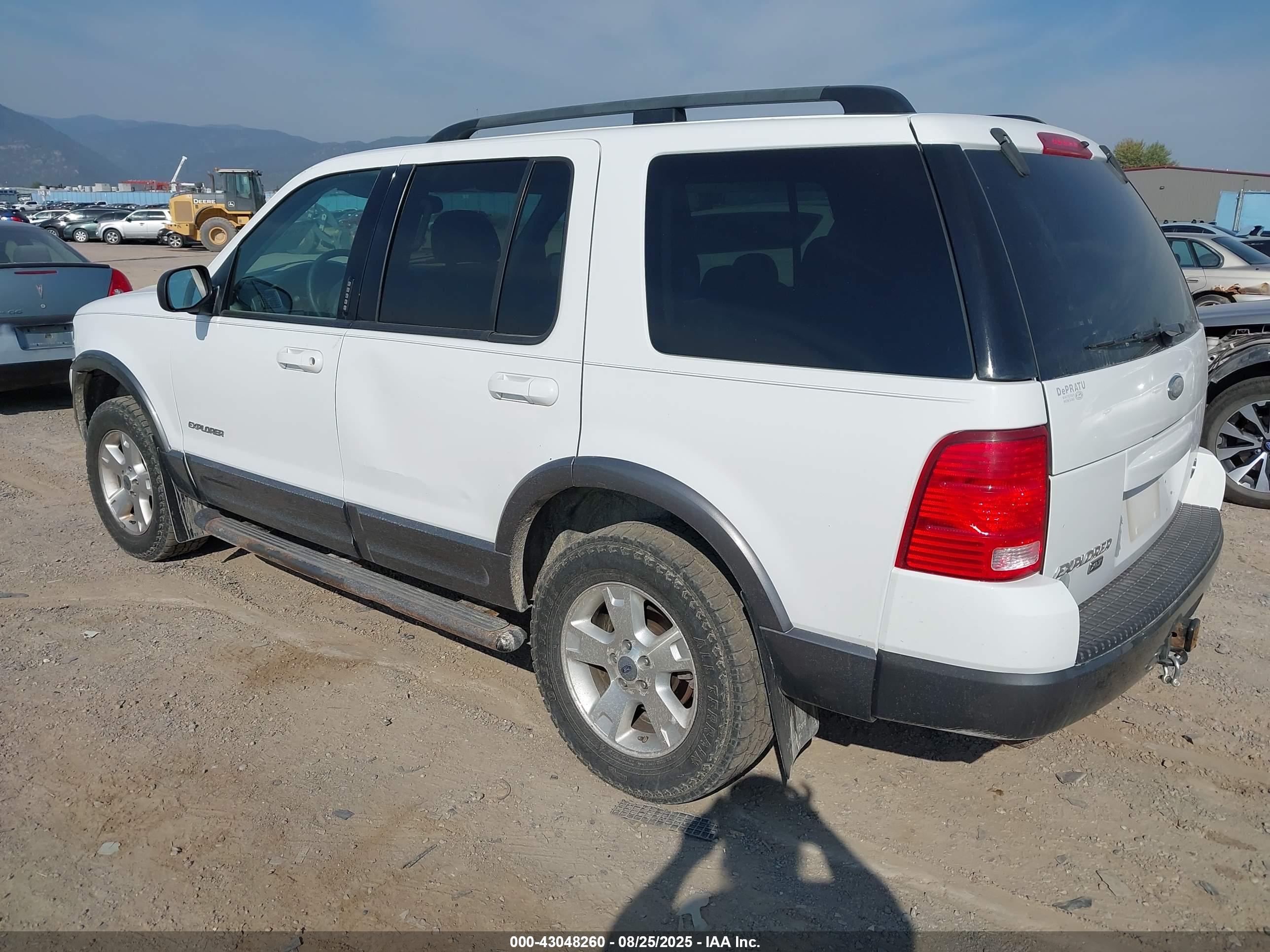 FORD EXPLORER image 3