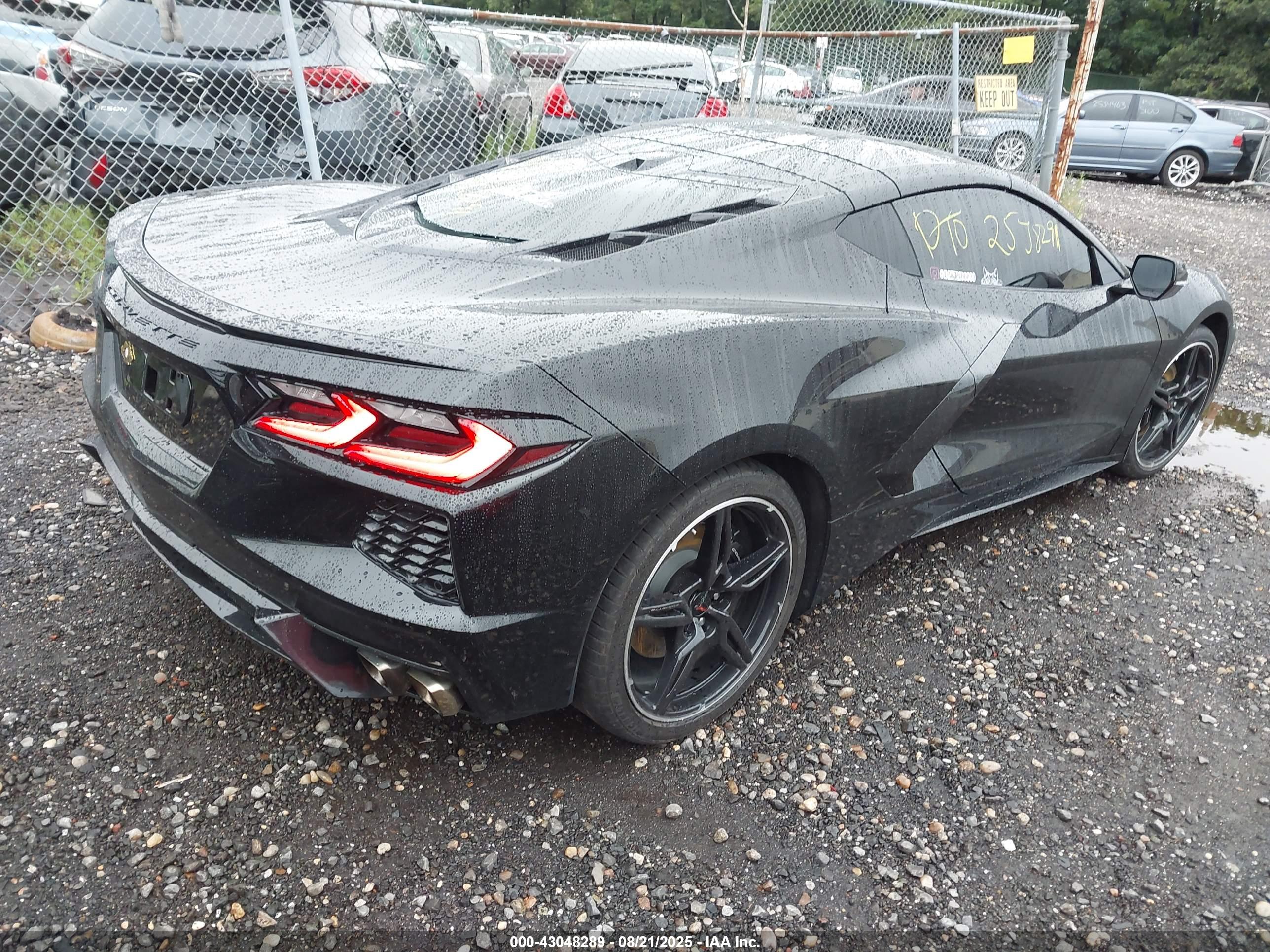 CHEVROLET CORVETTE image 4