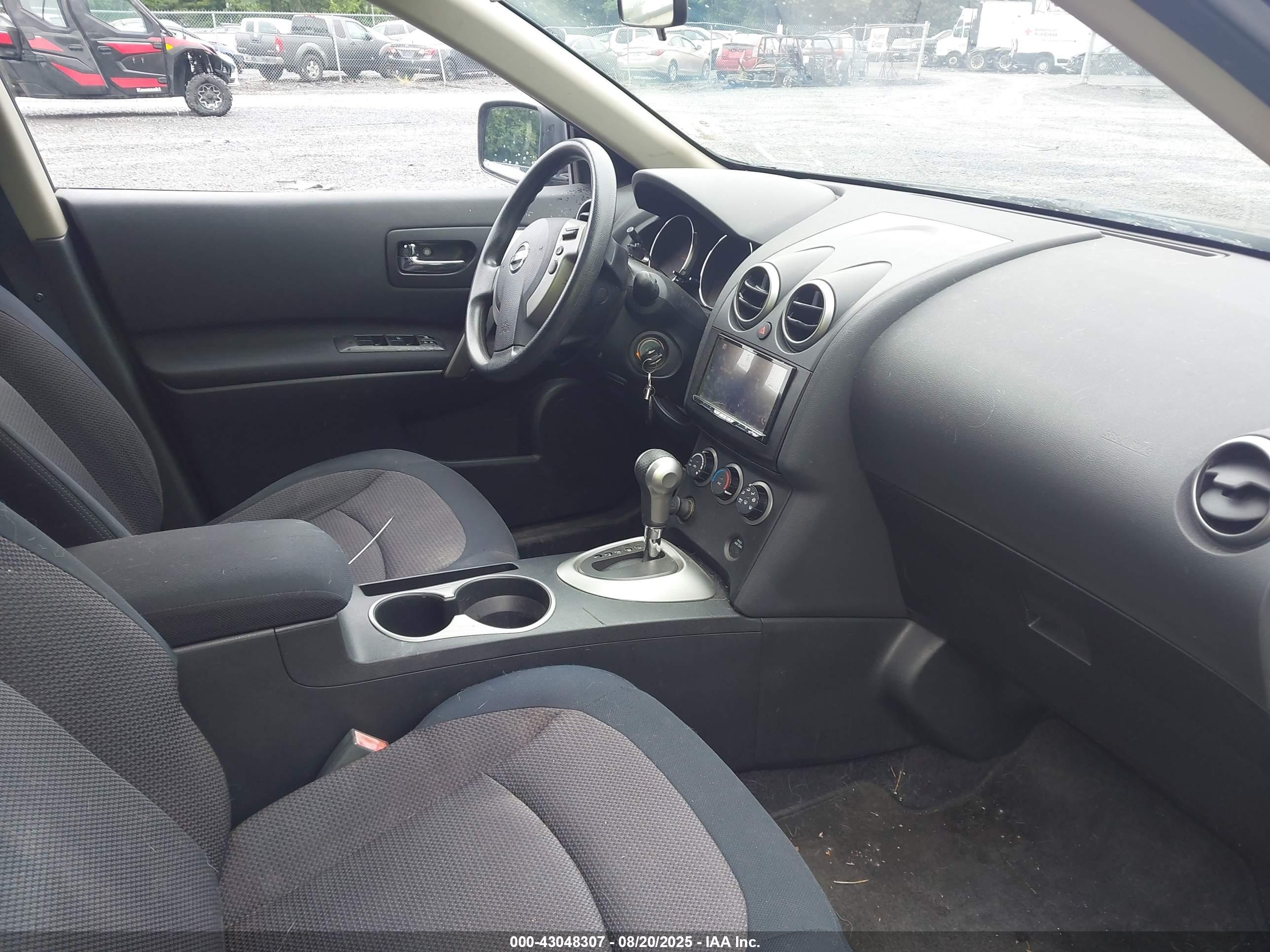 NISSAN ROGUE image 5