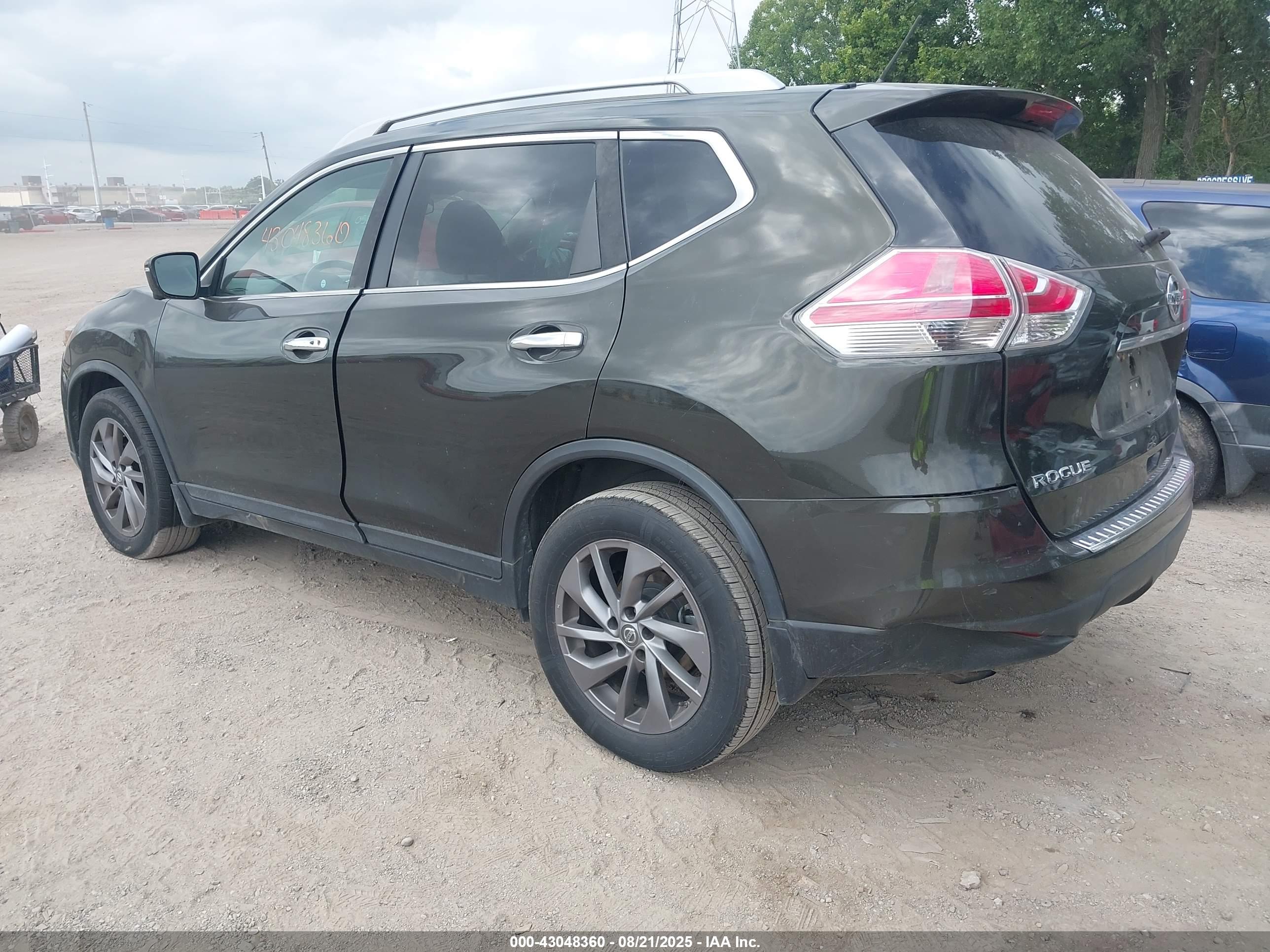 NISSAN ROGUE image 3