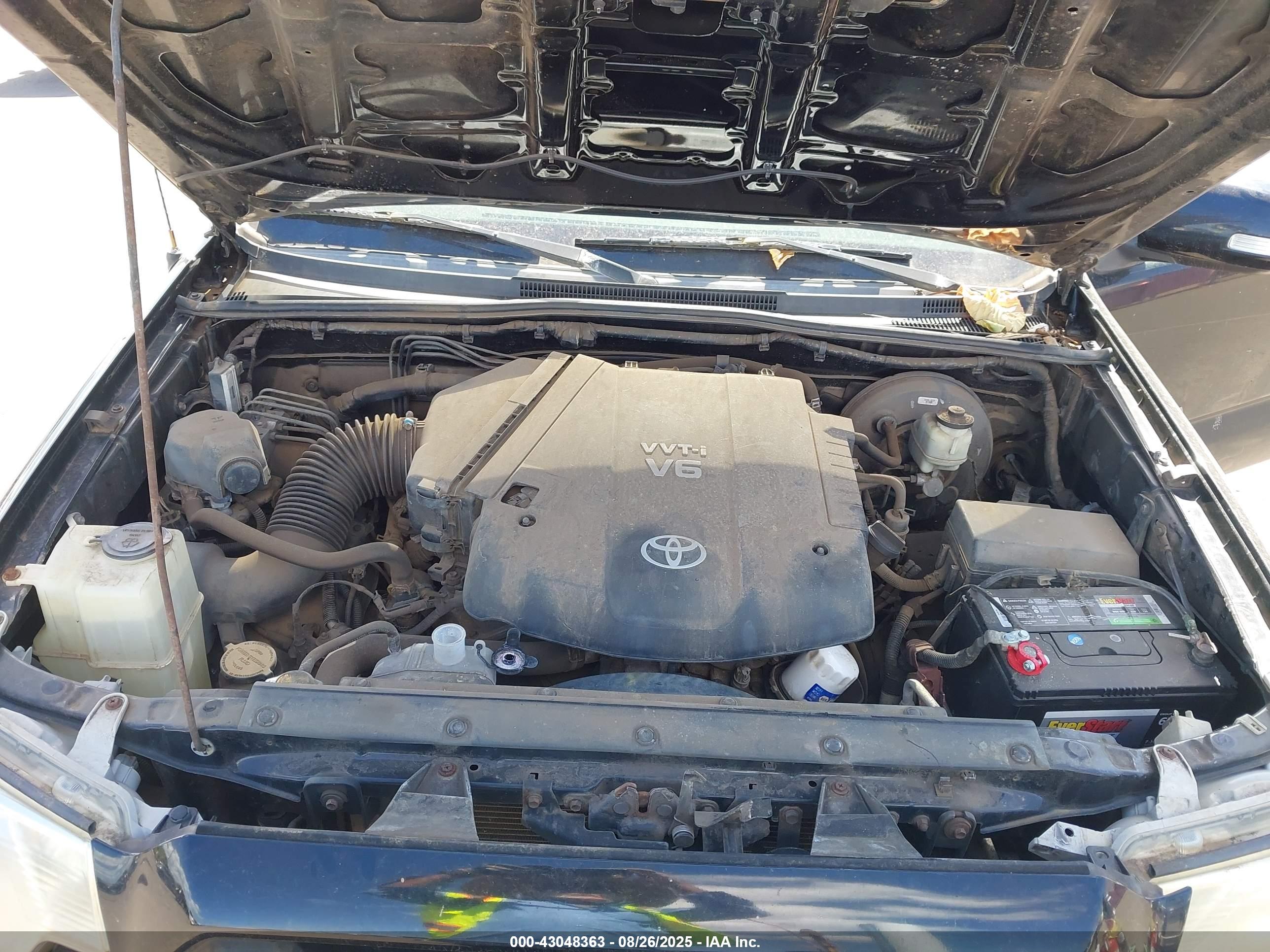 TOYOTA TACOMA image 10