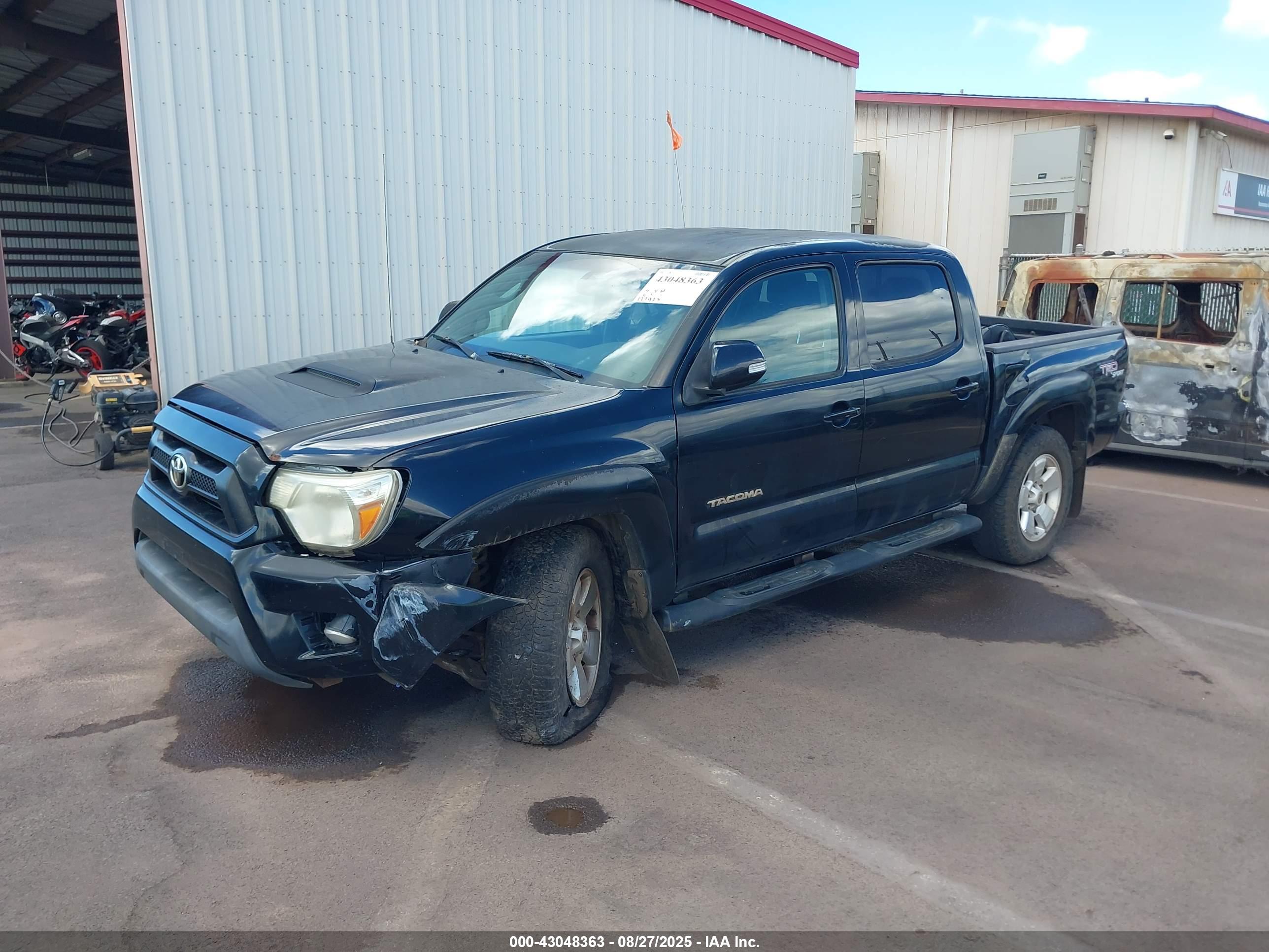 TOYOTA TACOMA image 2
