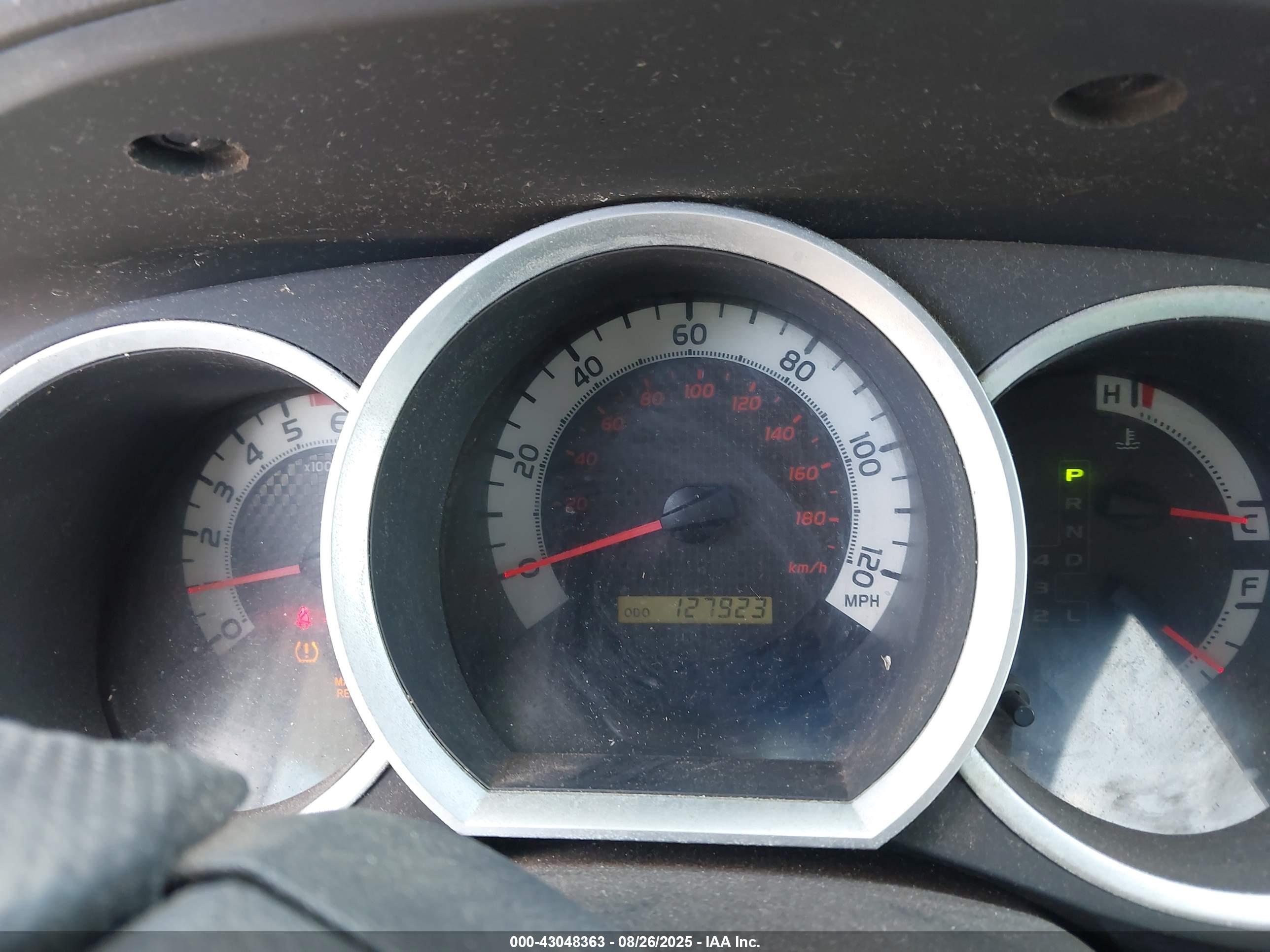 TOYOTA TACOMA image 7