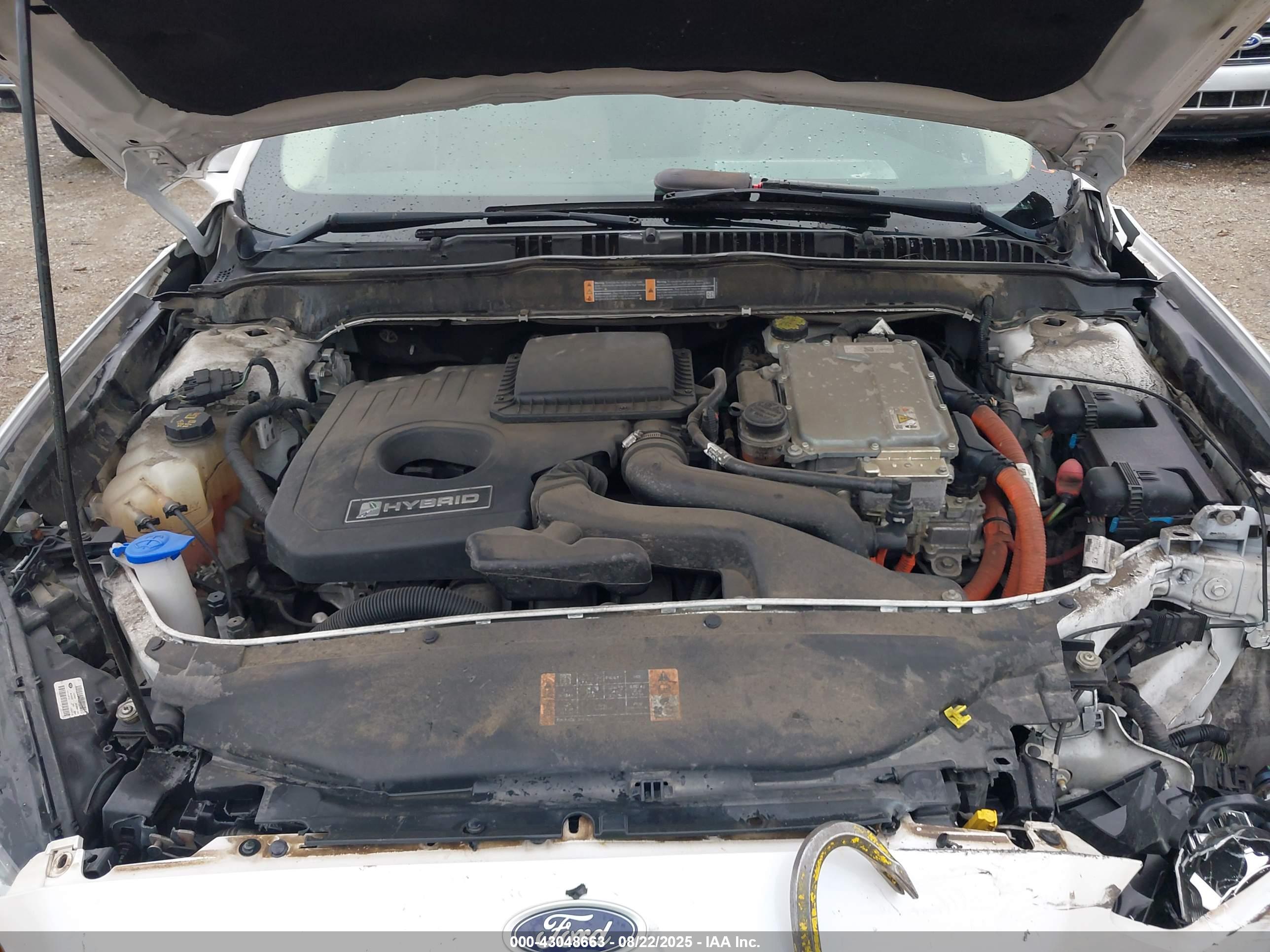 FORD FUSION image 10