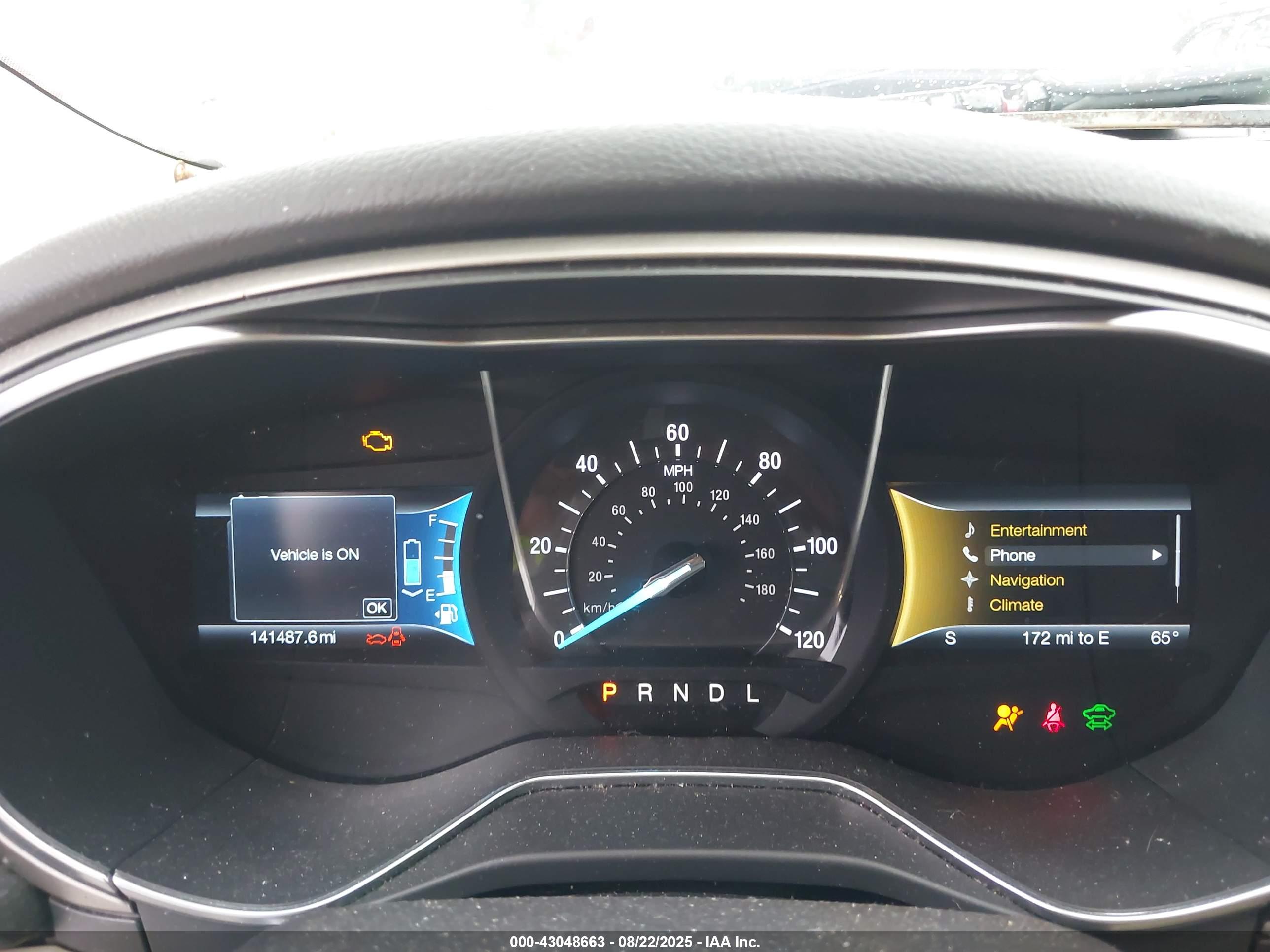 FORD FUSION image 7