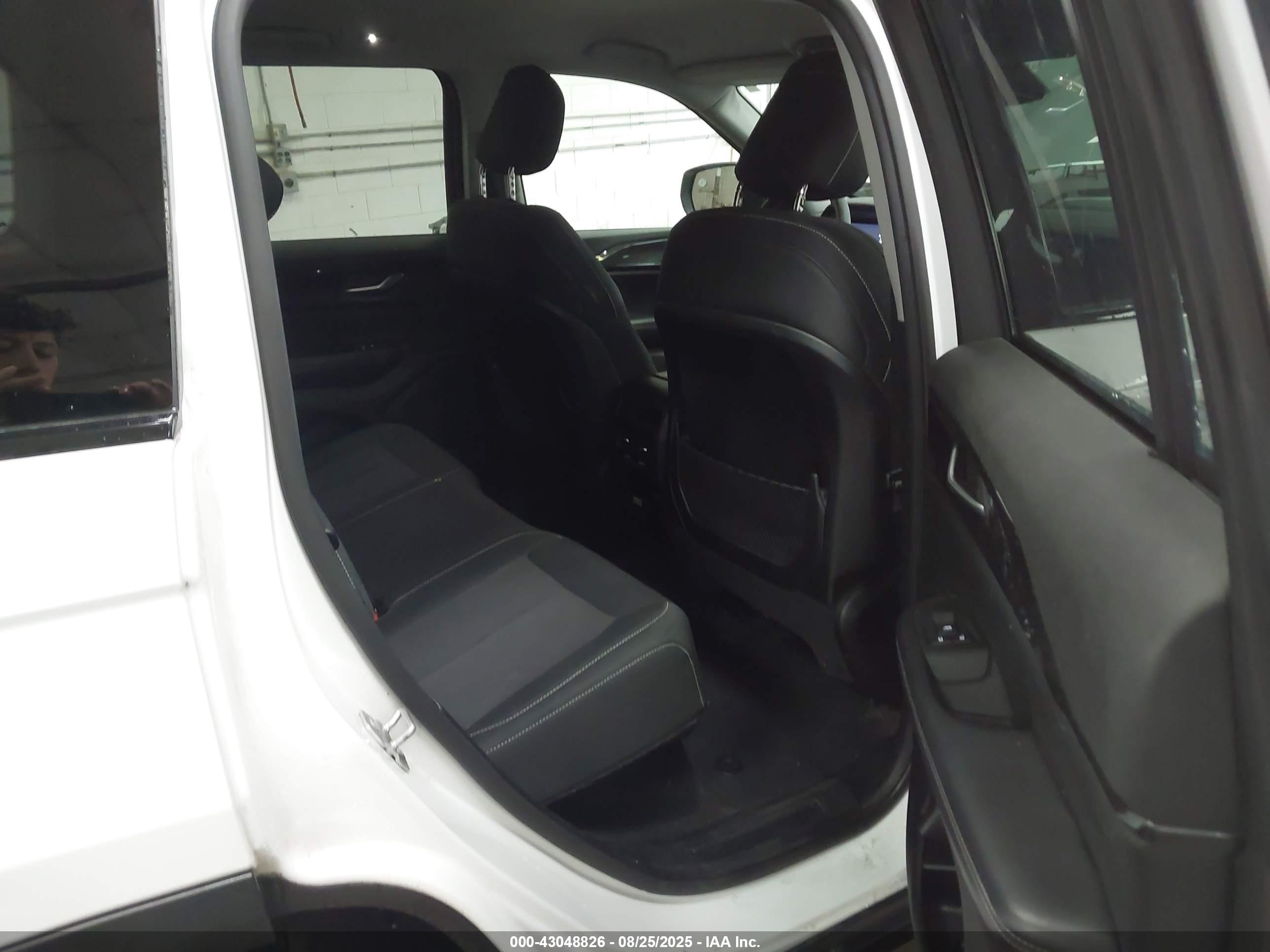 JEEP GRAND image 8