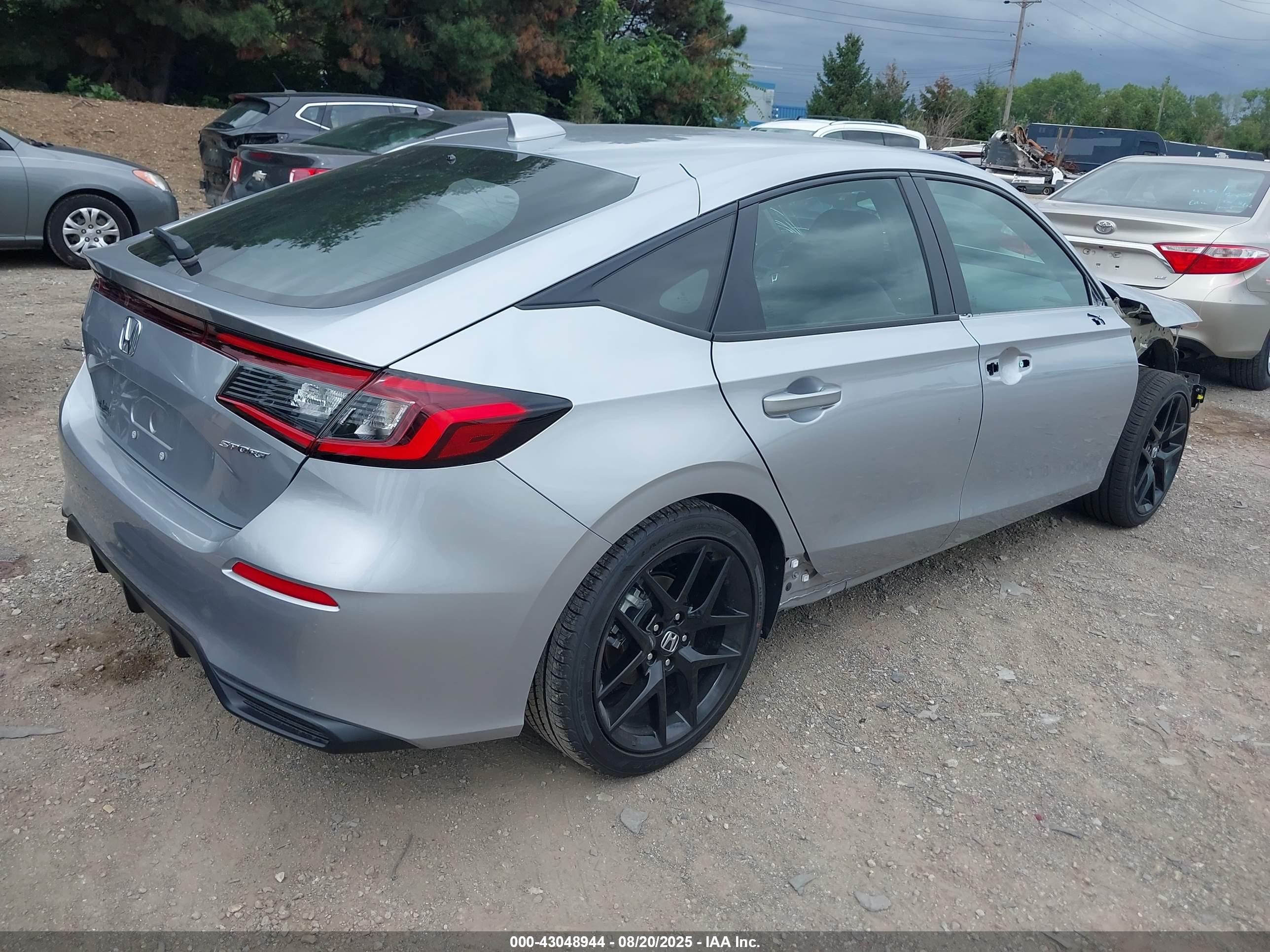 HONDA CIVIC image 4