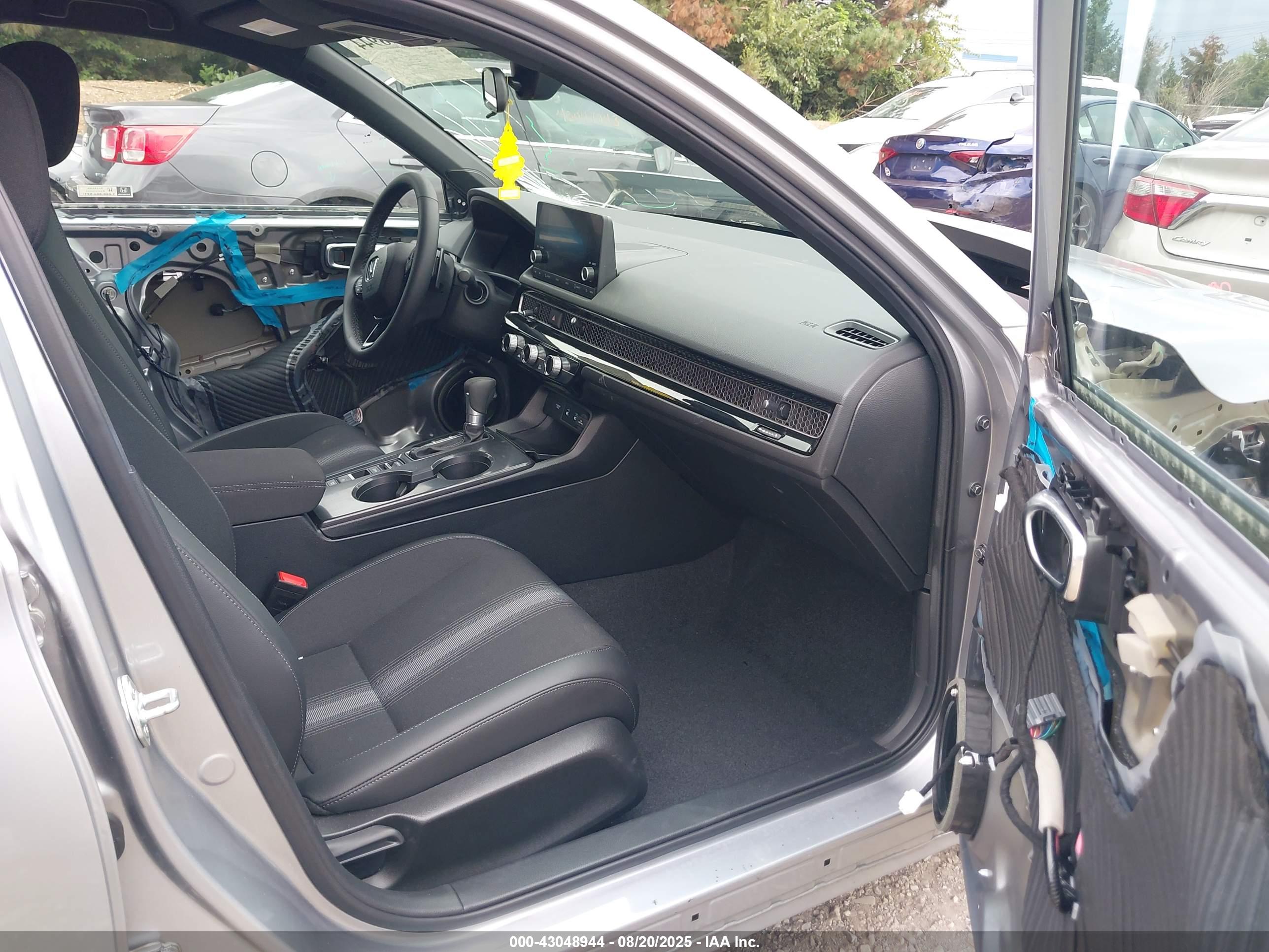HONDA CIVIC image 5