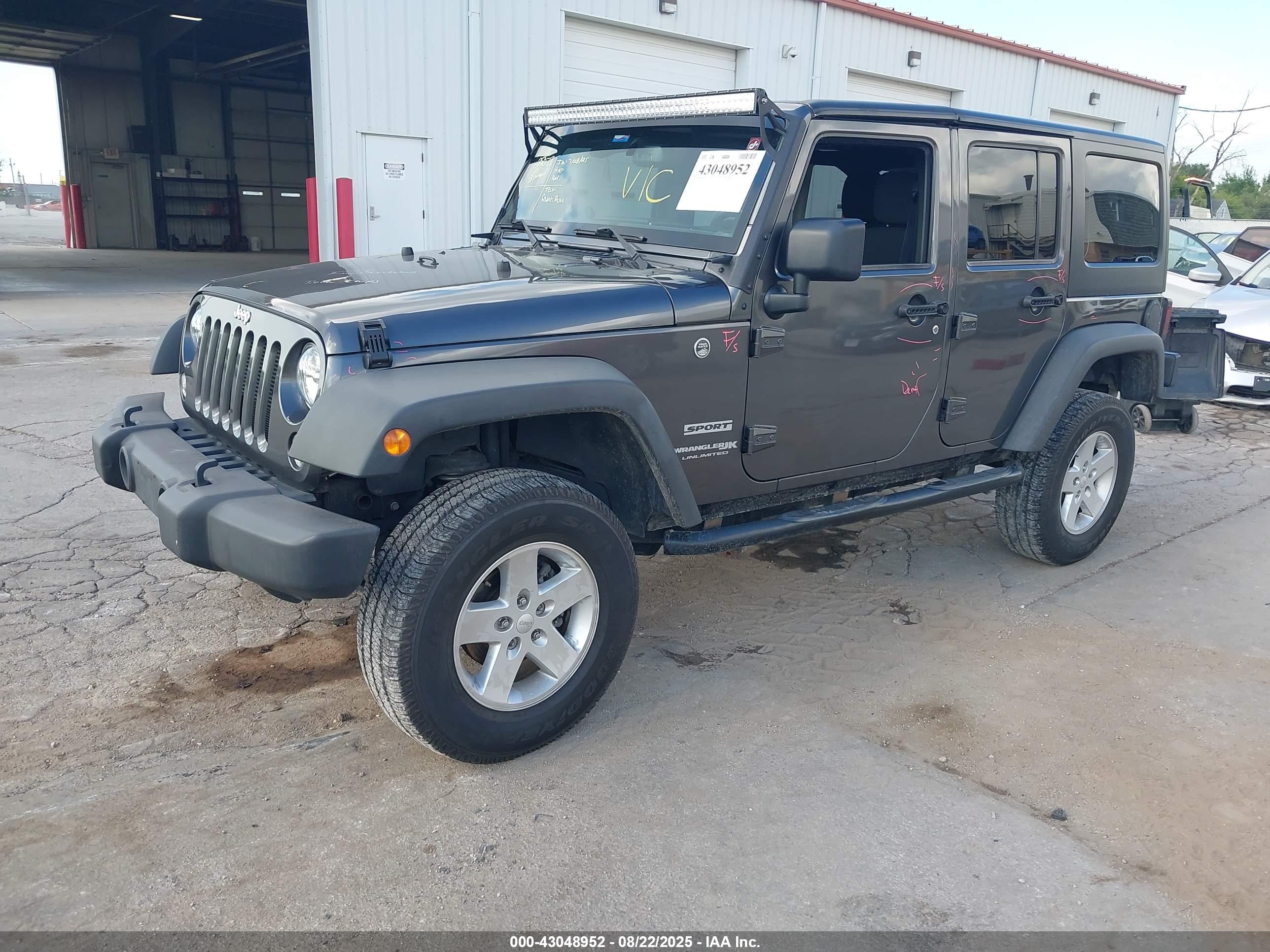 JEEP WRANGLER image 2