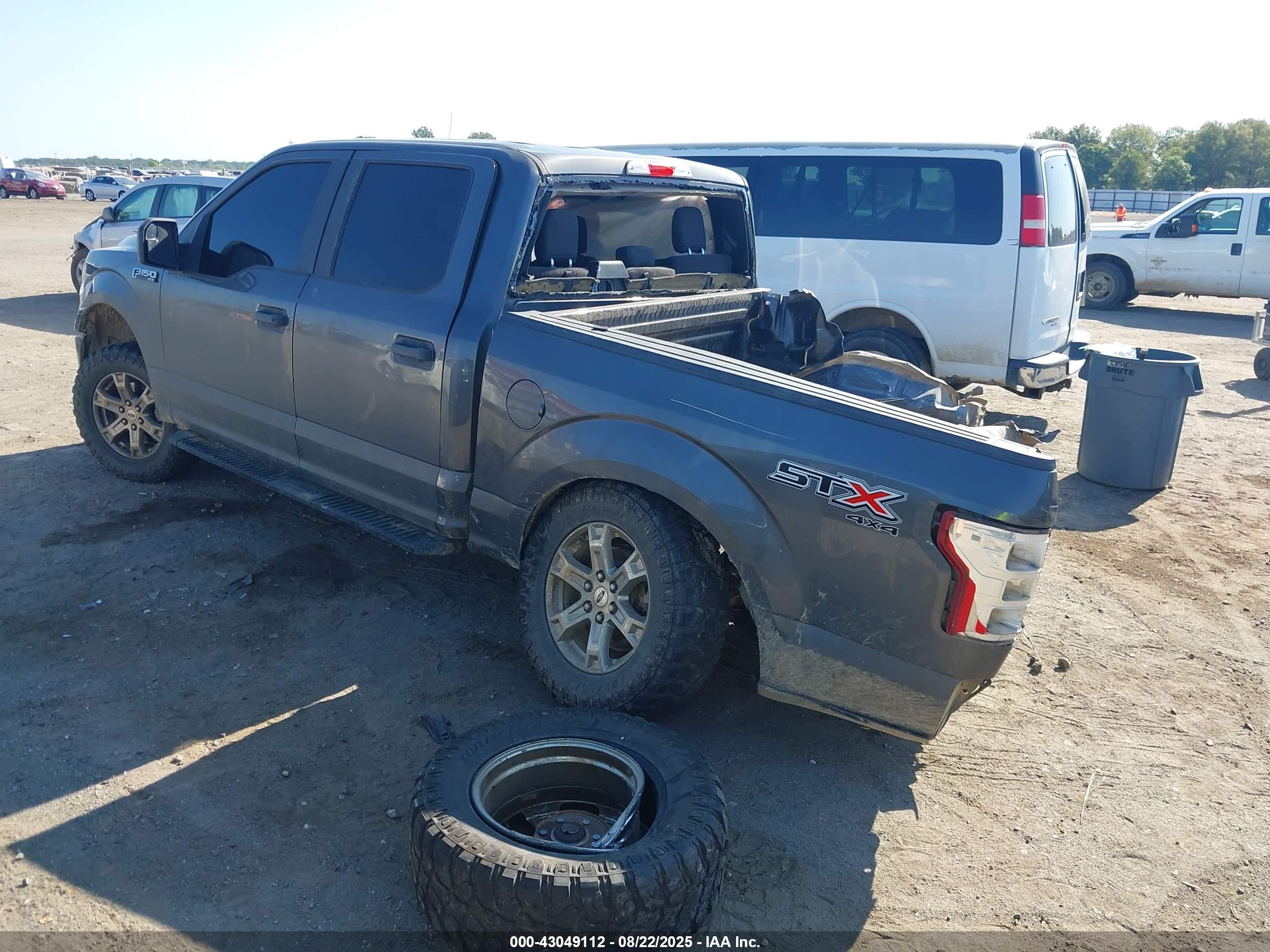 FORD F-150 image 3