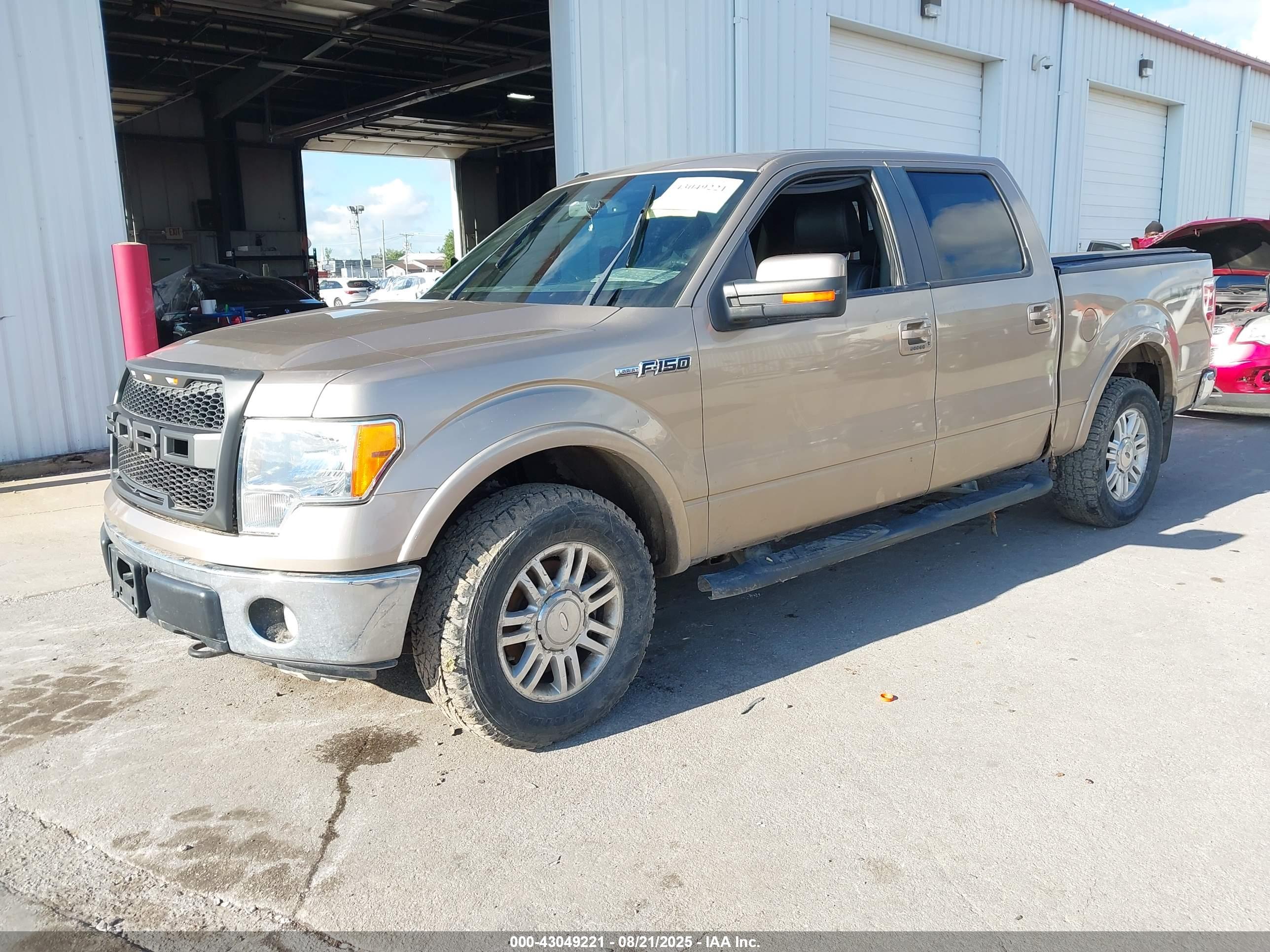 FORD F-150 image 2