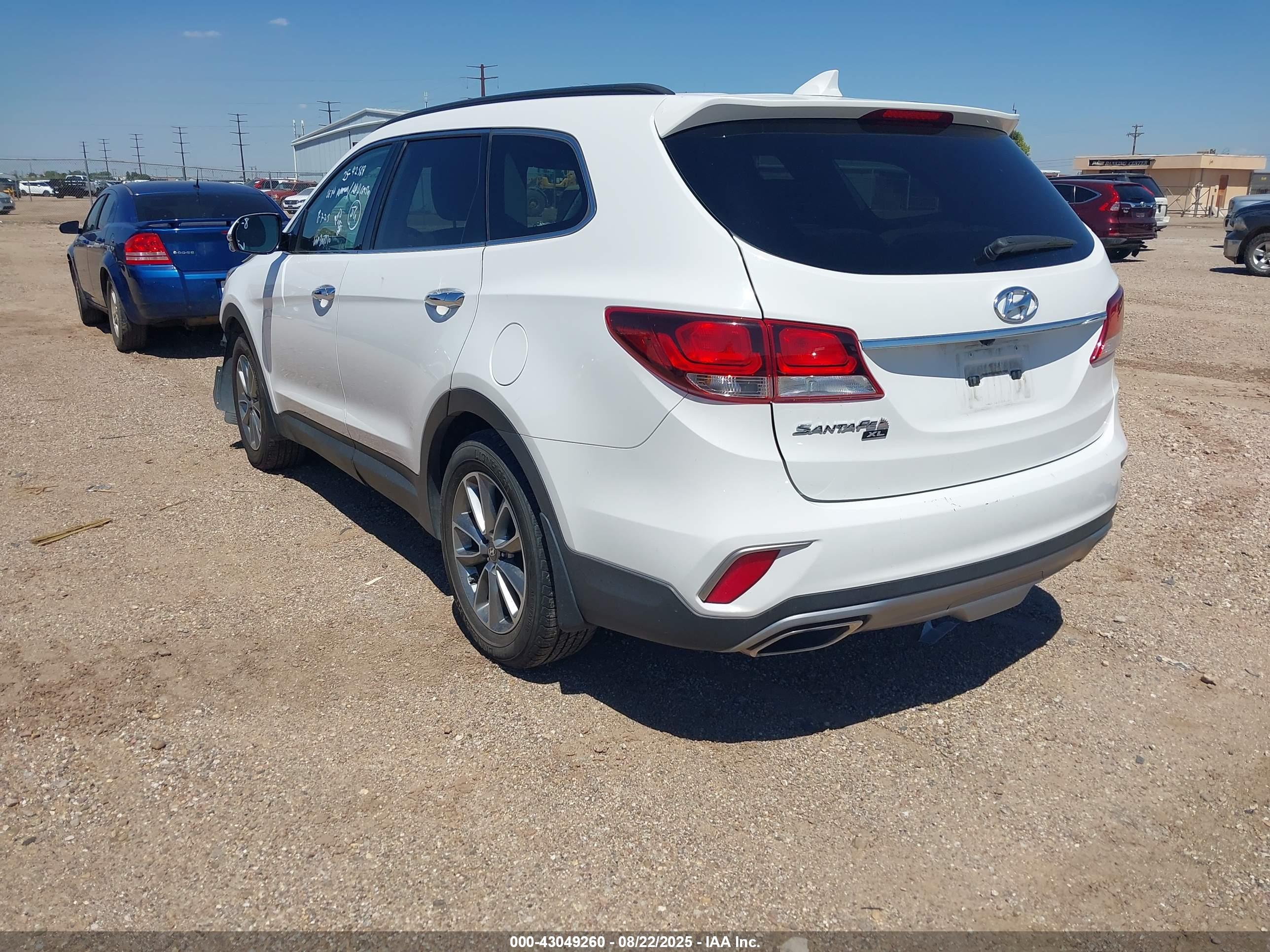 HYUNDAI SANTA image 3