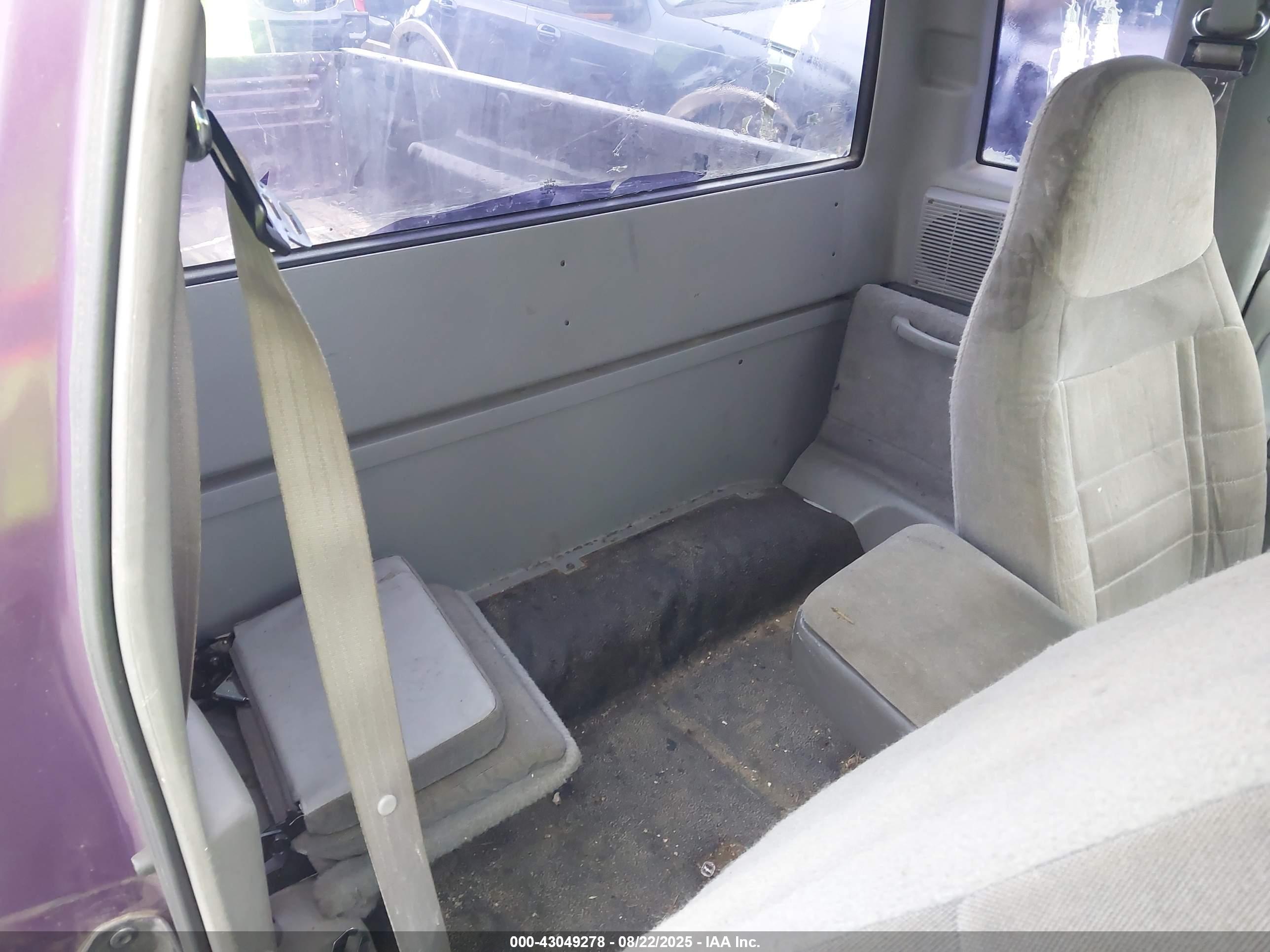 FORD RANGER image 8