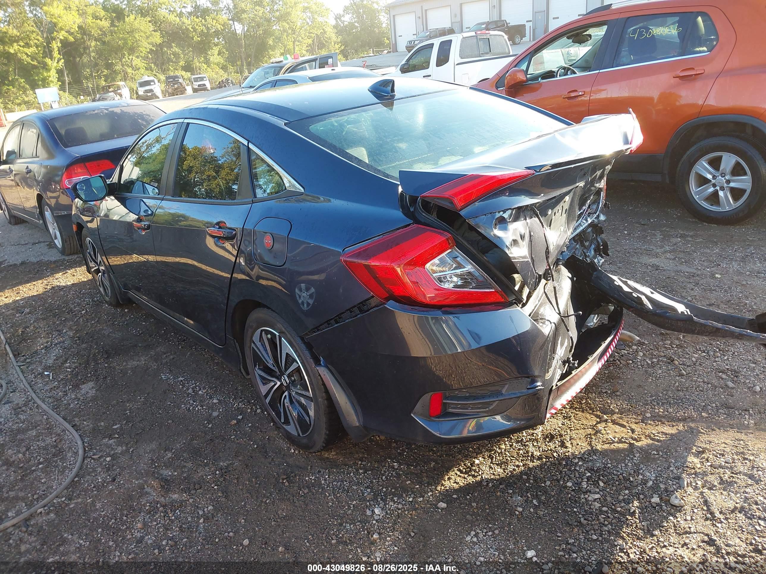 HONDA CIVIC image 3