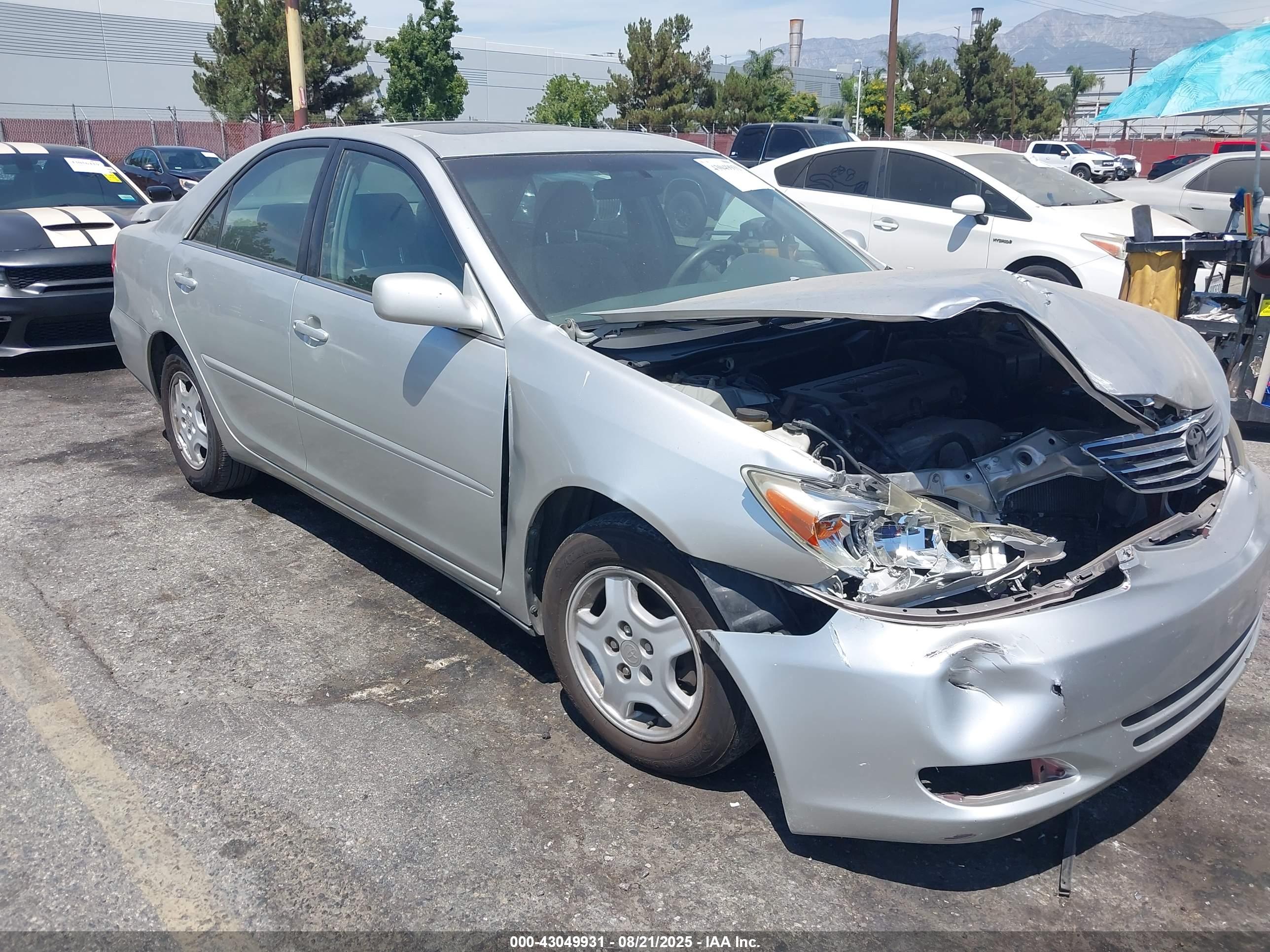 TOYOTA CAMRY image 6