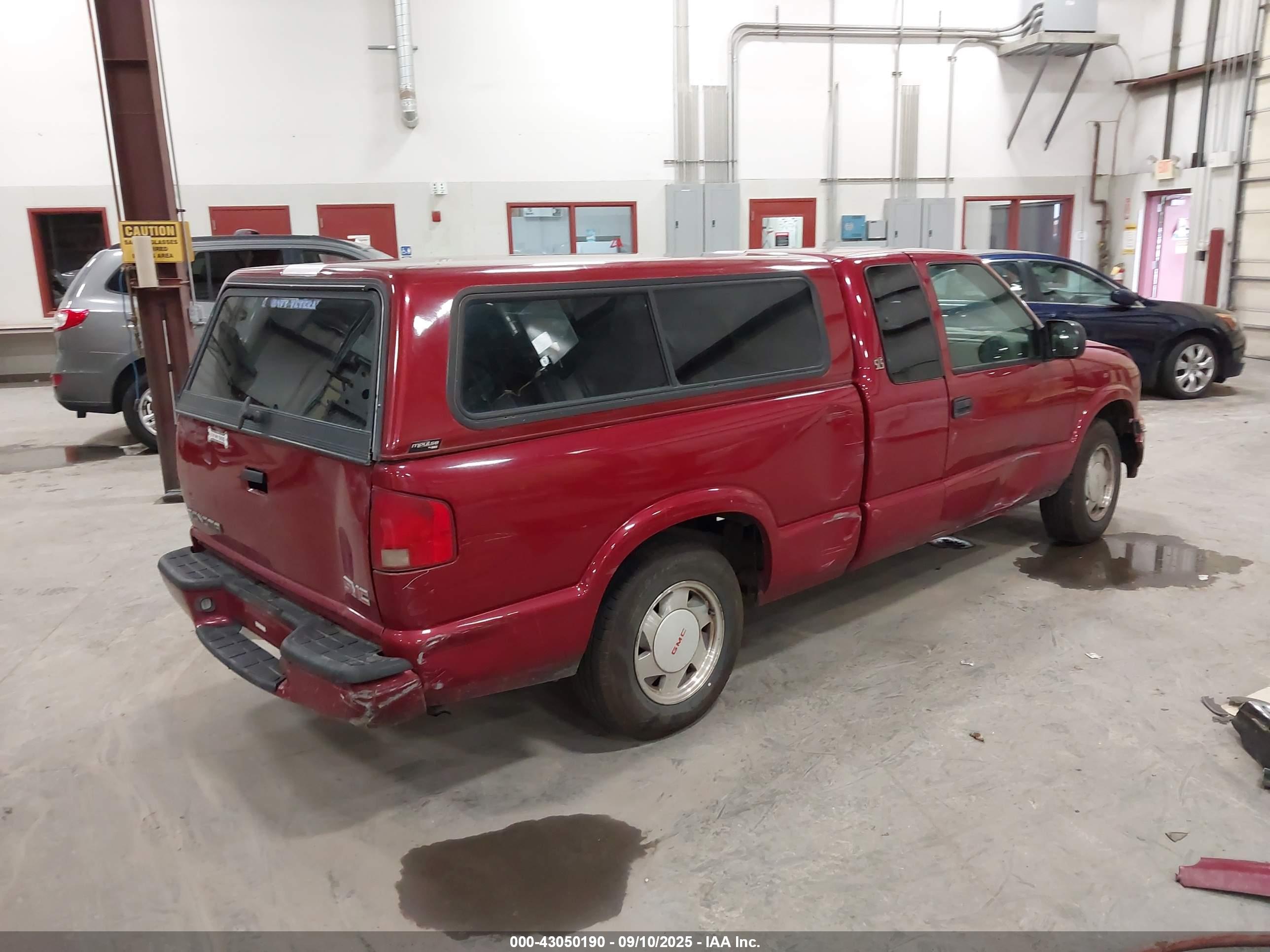 GMC SONOMA image 4