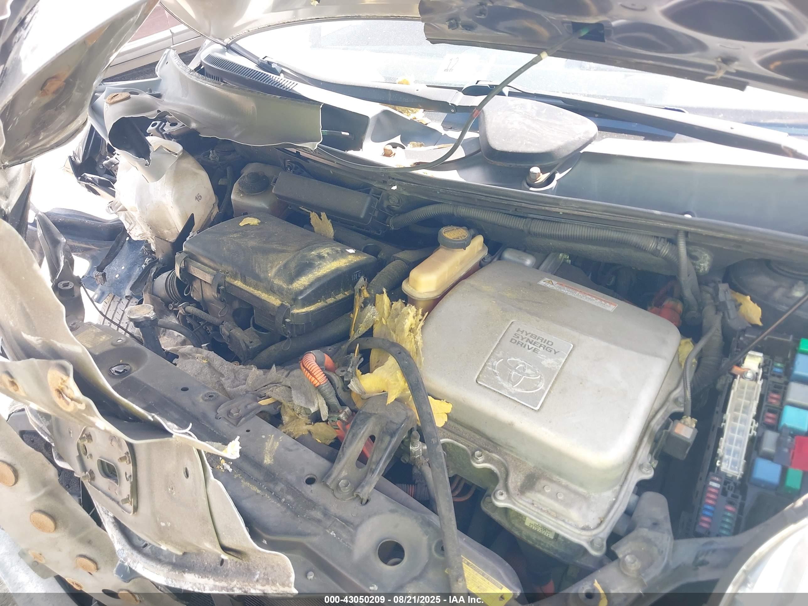 TOYOTA PRIUS image 10