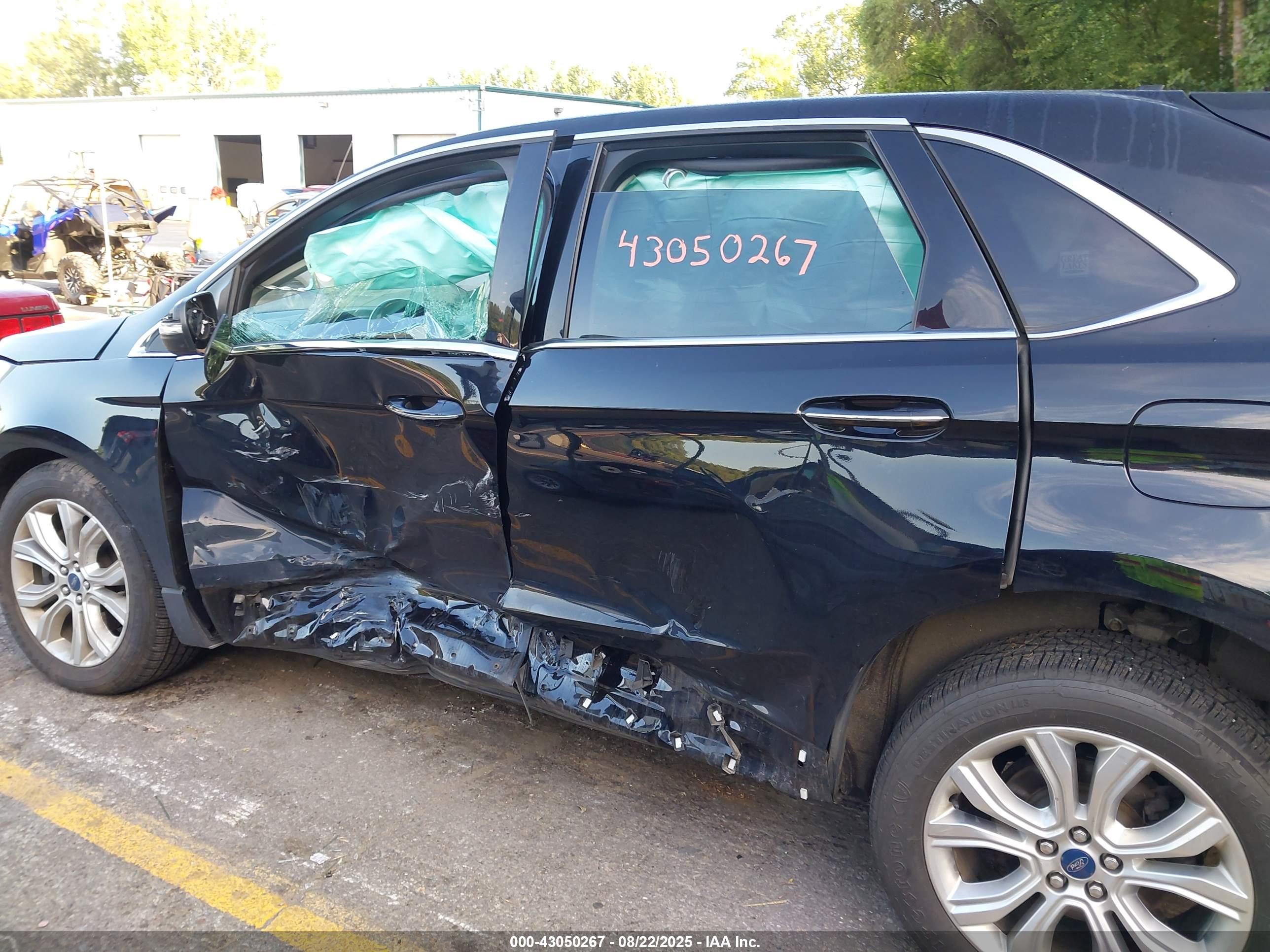 FORD EDGE image 6