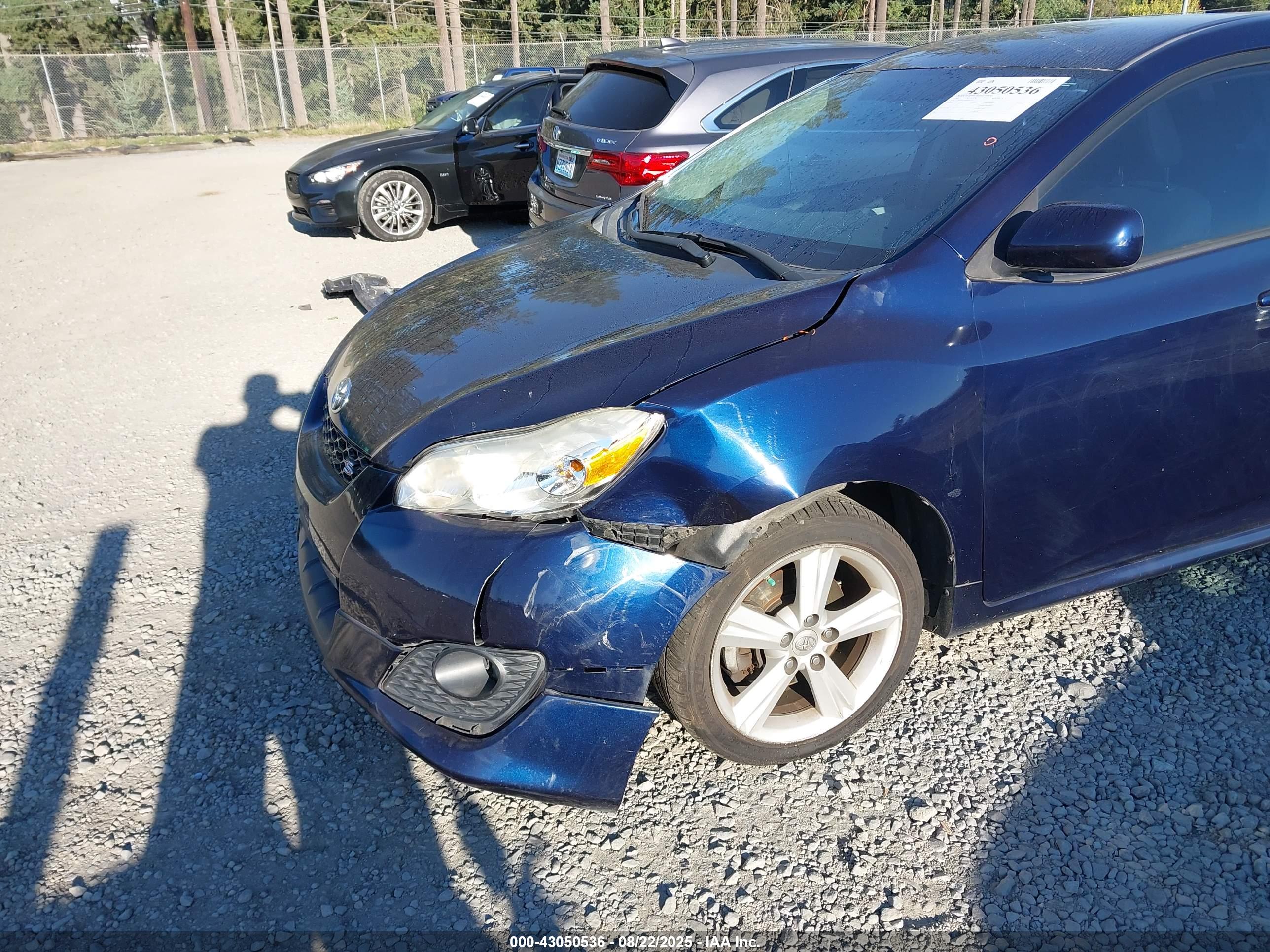 TOYOTA MATRIX image 6