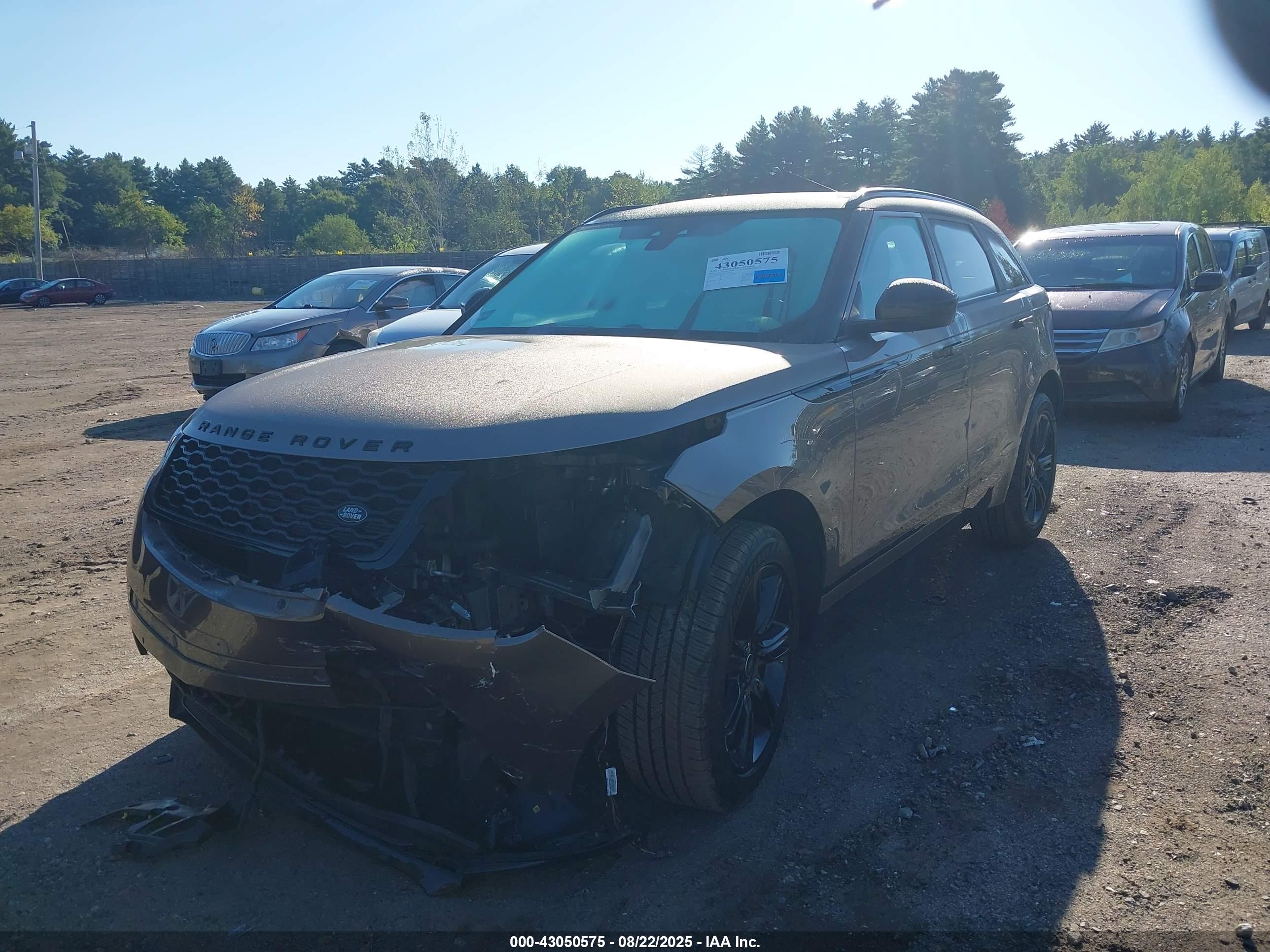 LAND ROVER image 2